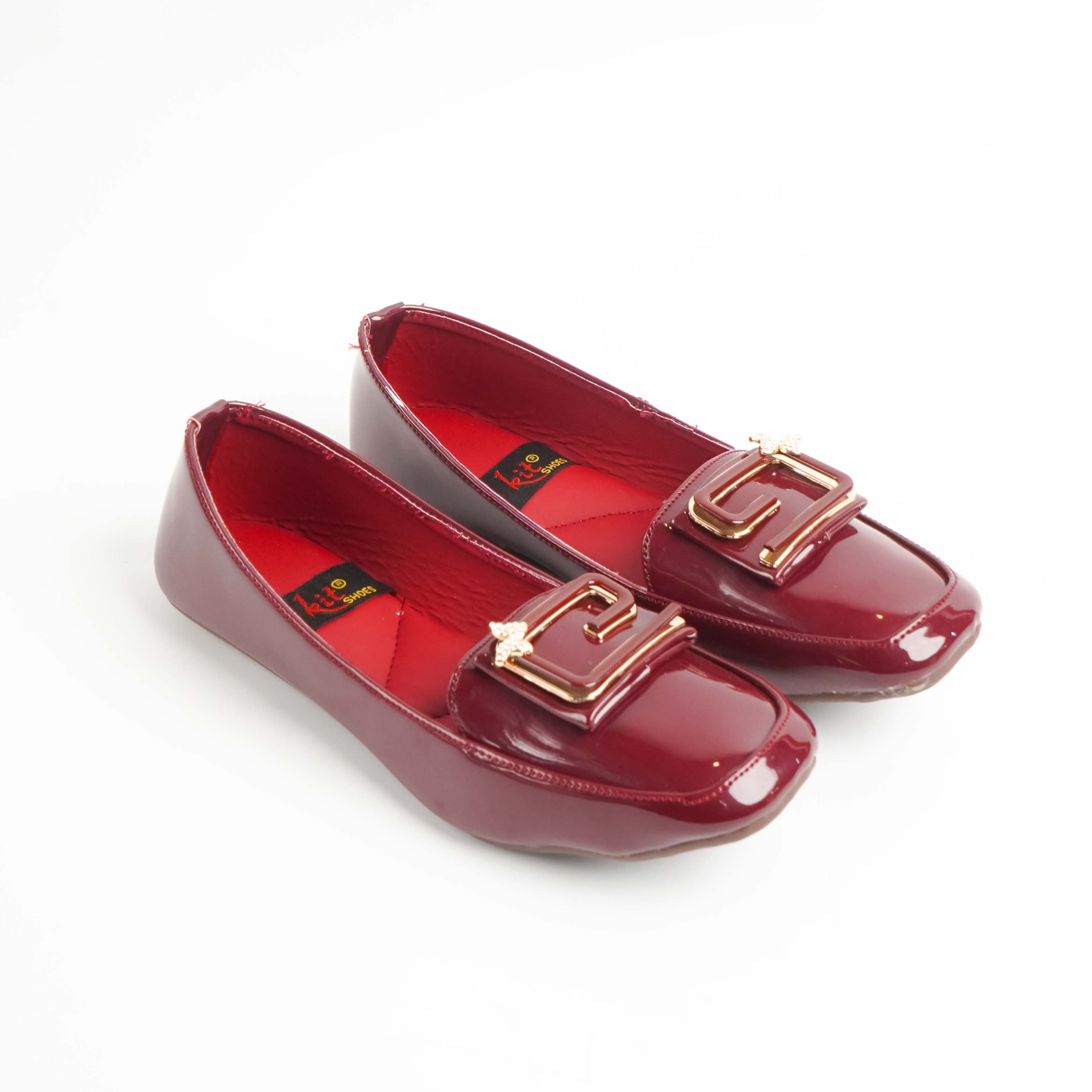 Twila Maroon