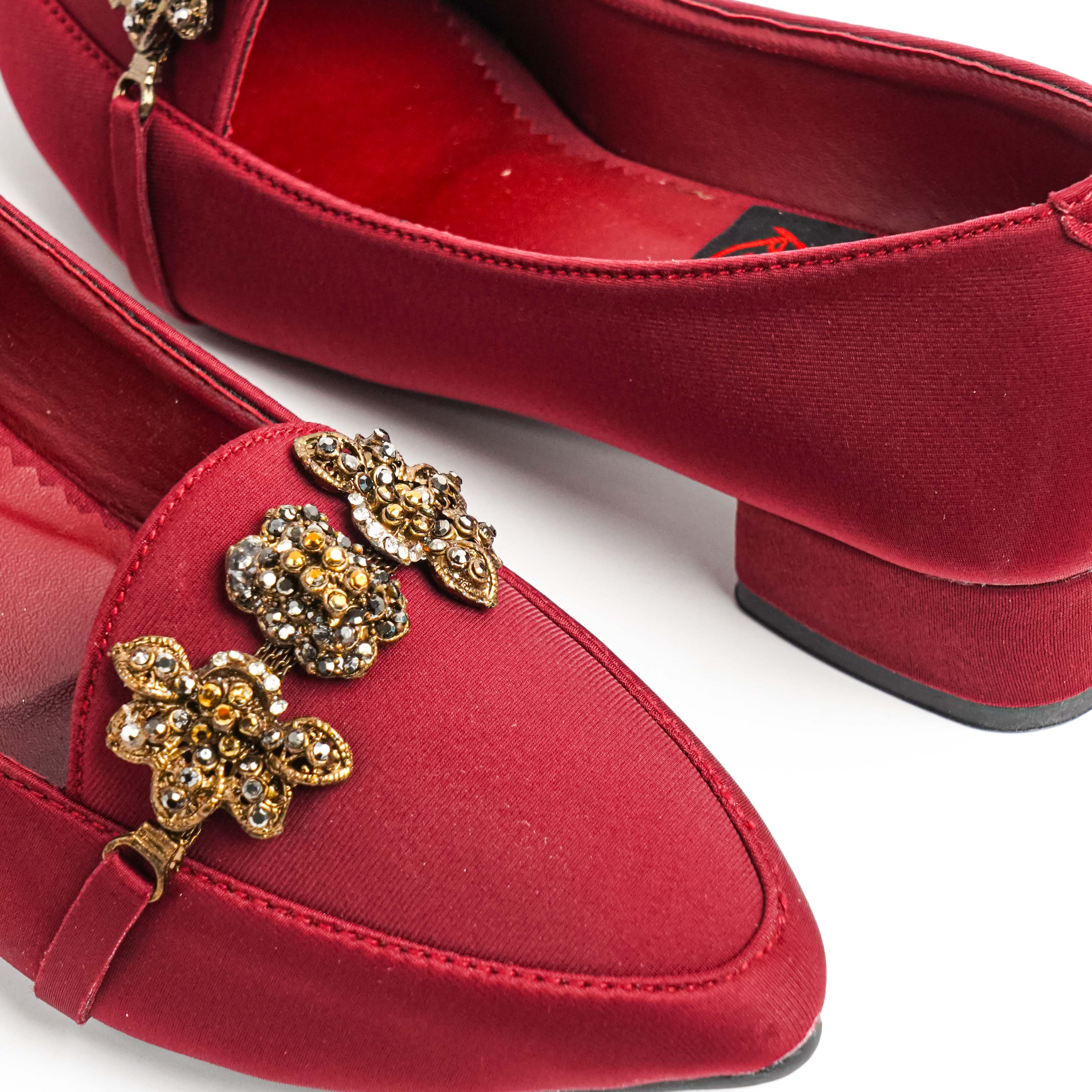 Ritza Maroon