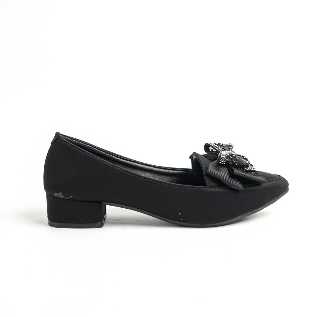 Lyra Black