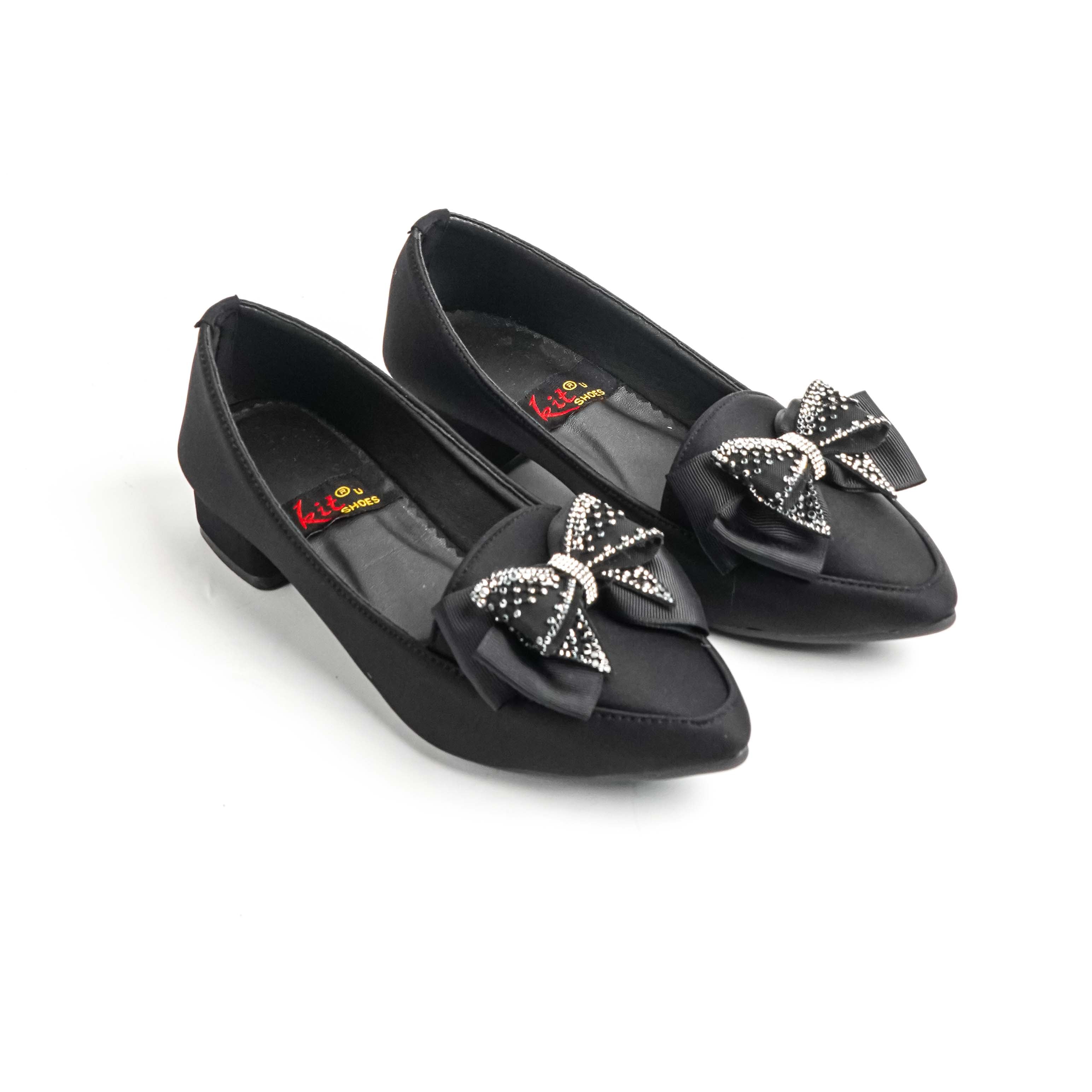 Lyra Black