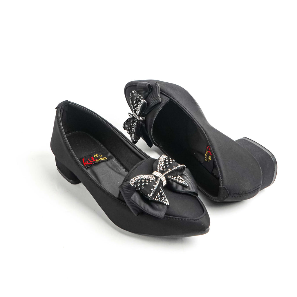 Lyra Black
