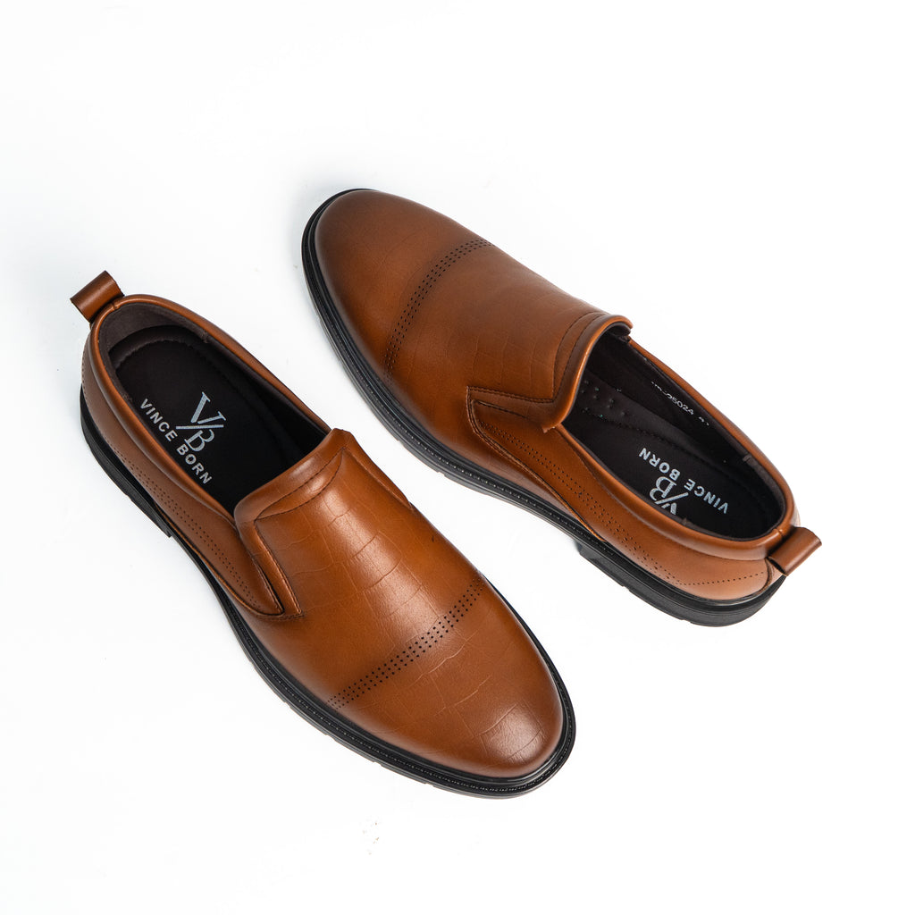 Monarch Oxford Camel