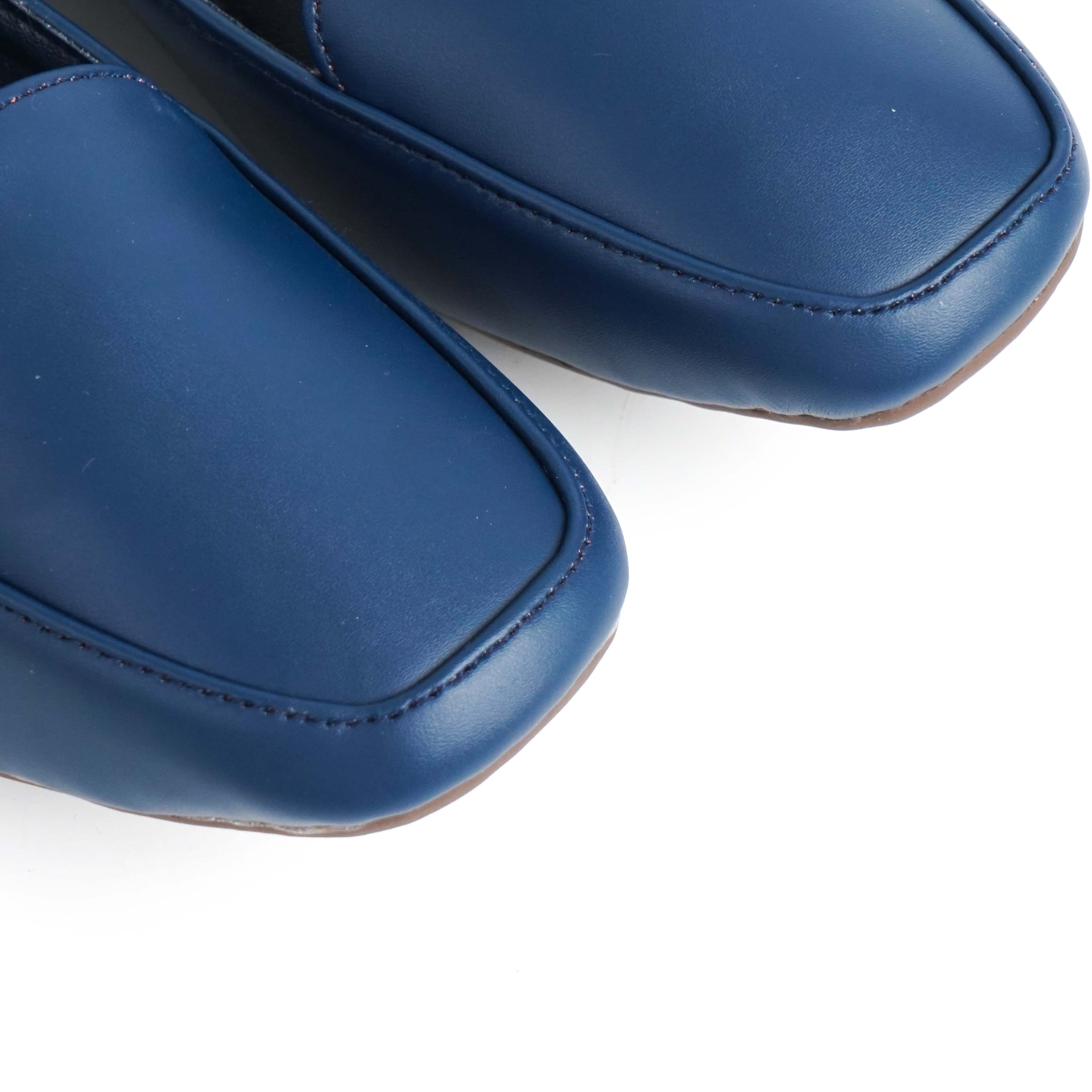 Tovia Navy