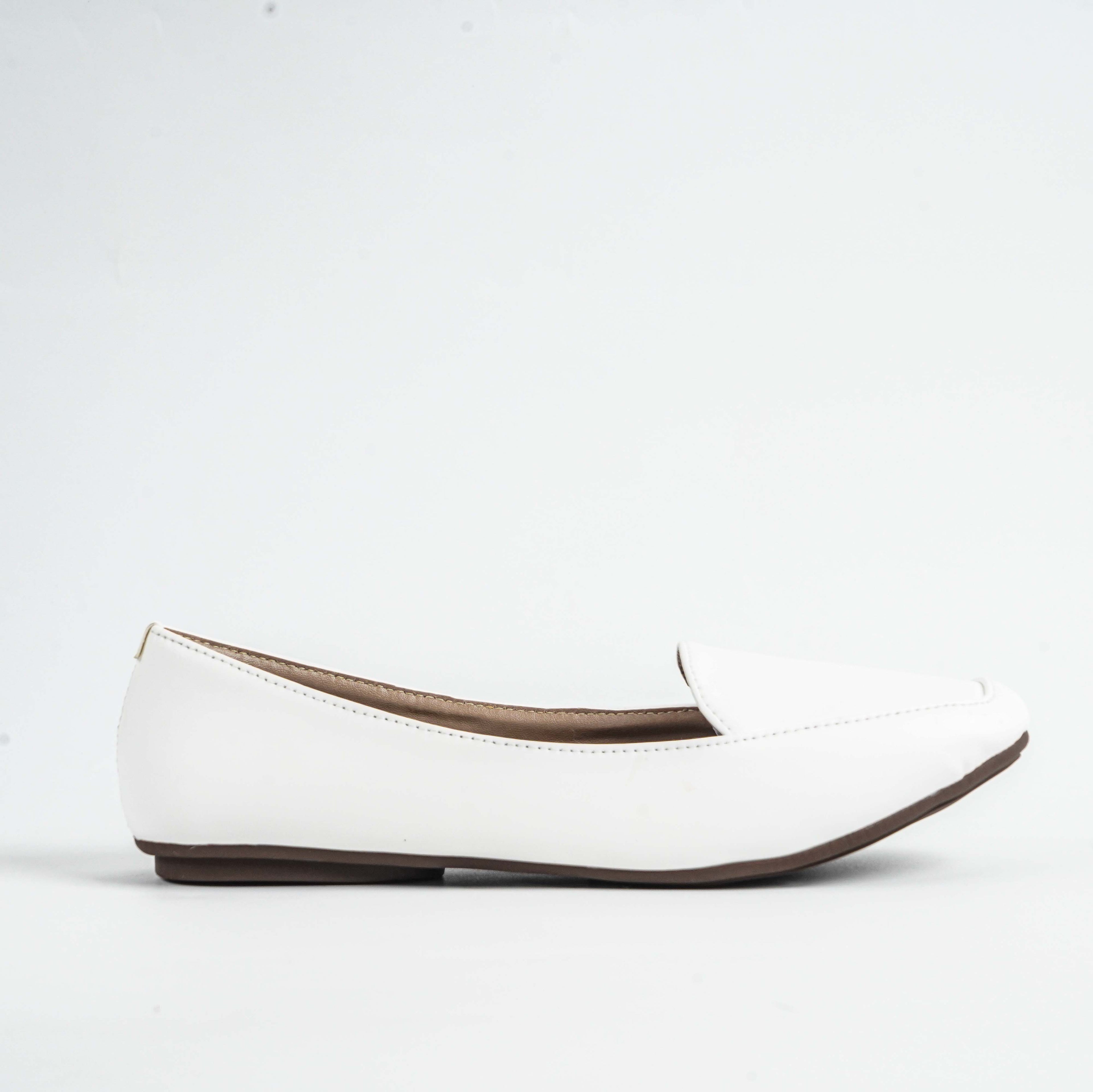 Tovia White