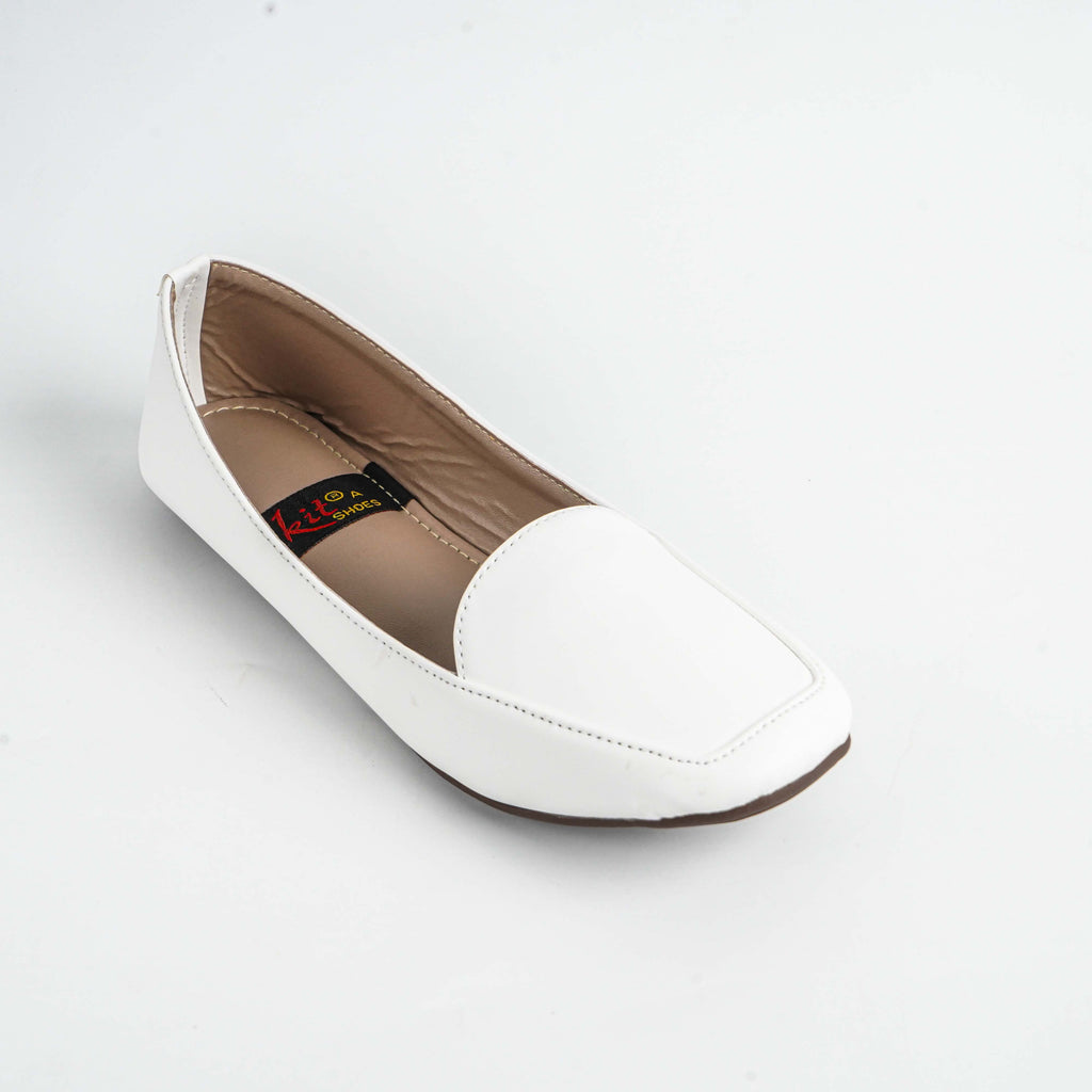Tovia White