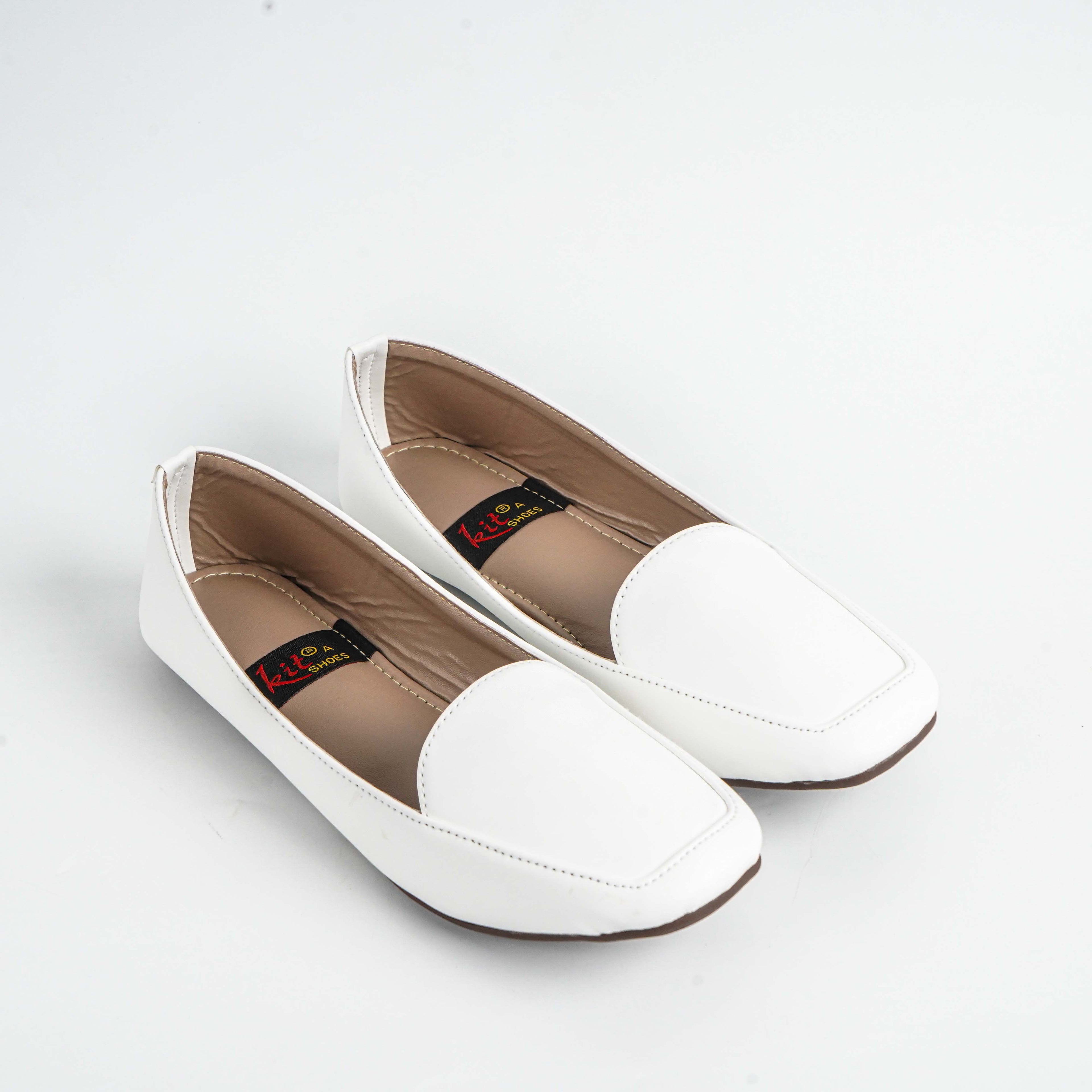 Tovia White