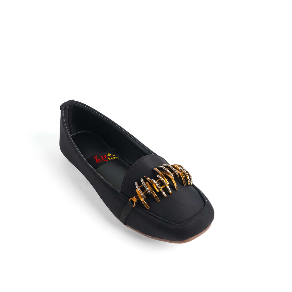 Voya Black