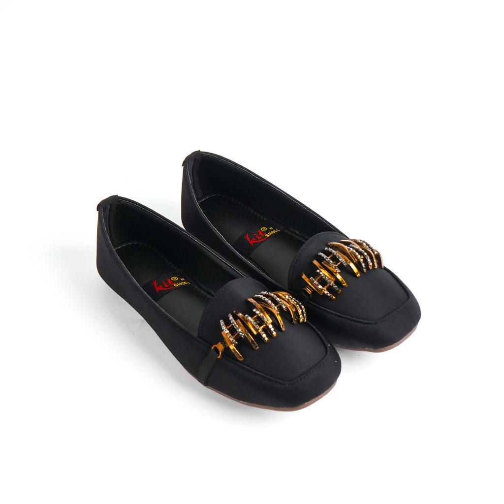 Voya Black