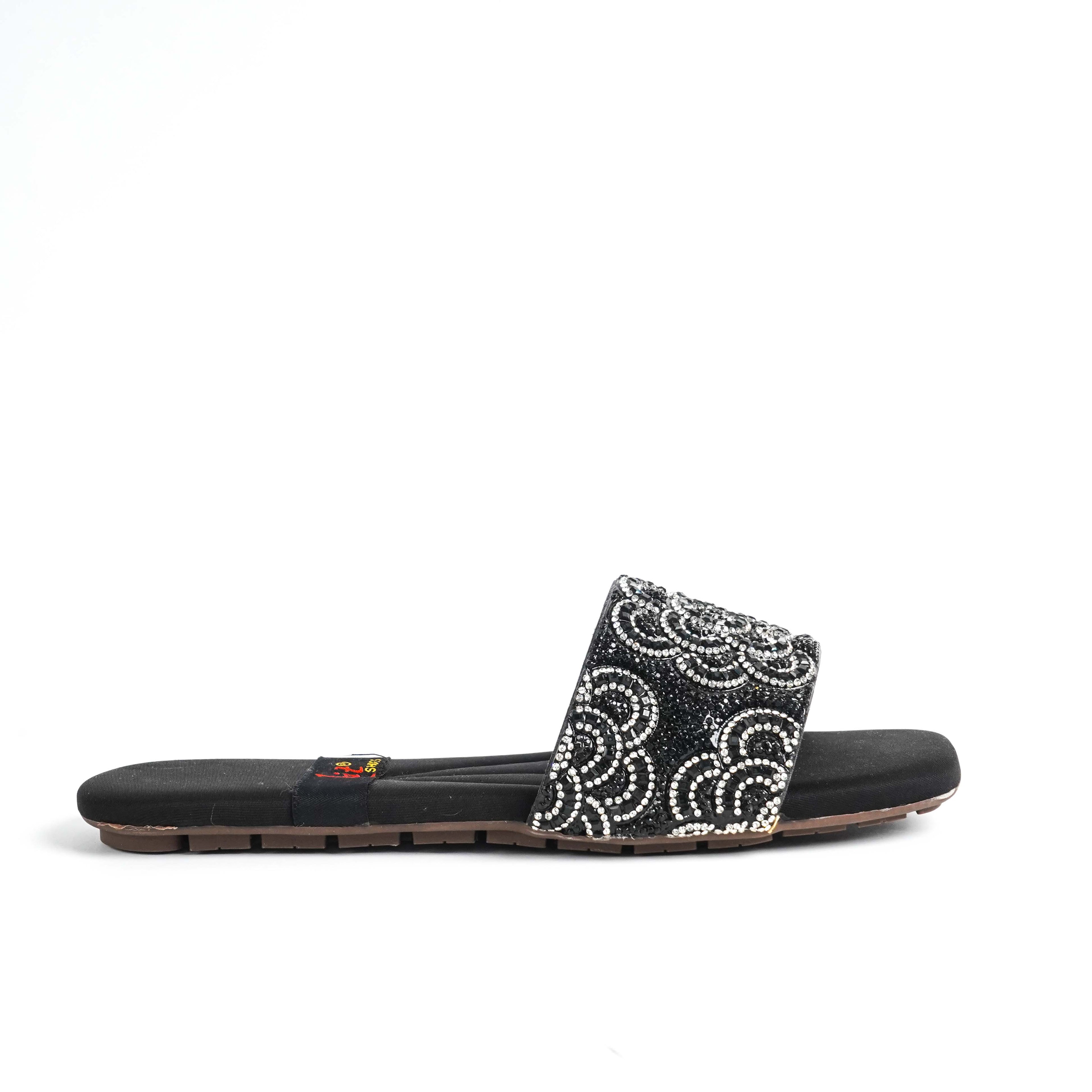 Shinora Black