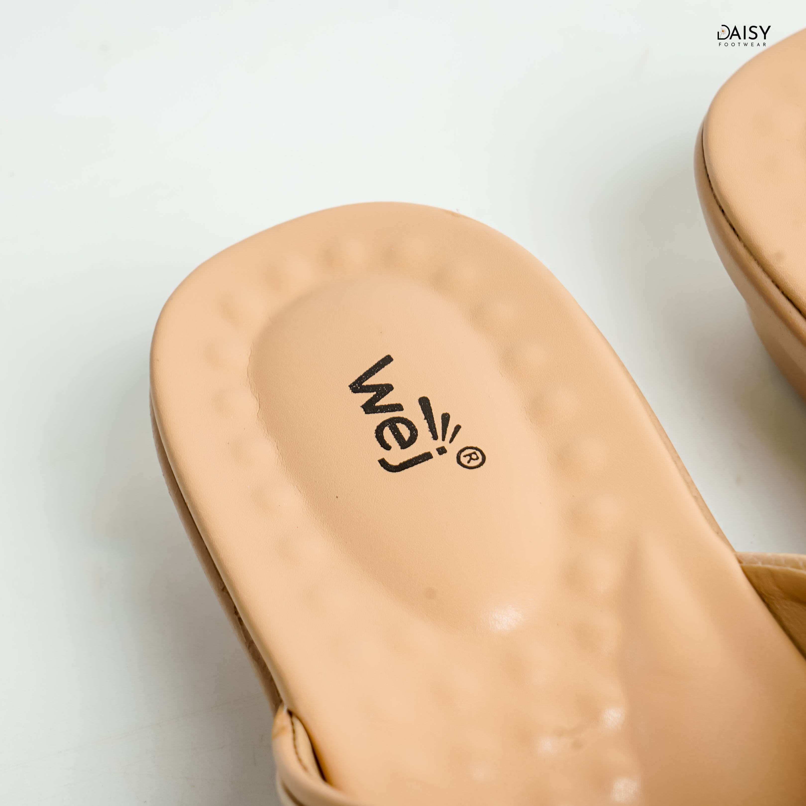 Pearla Beige