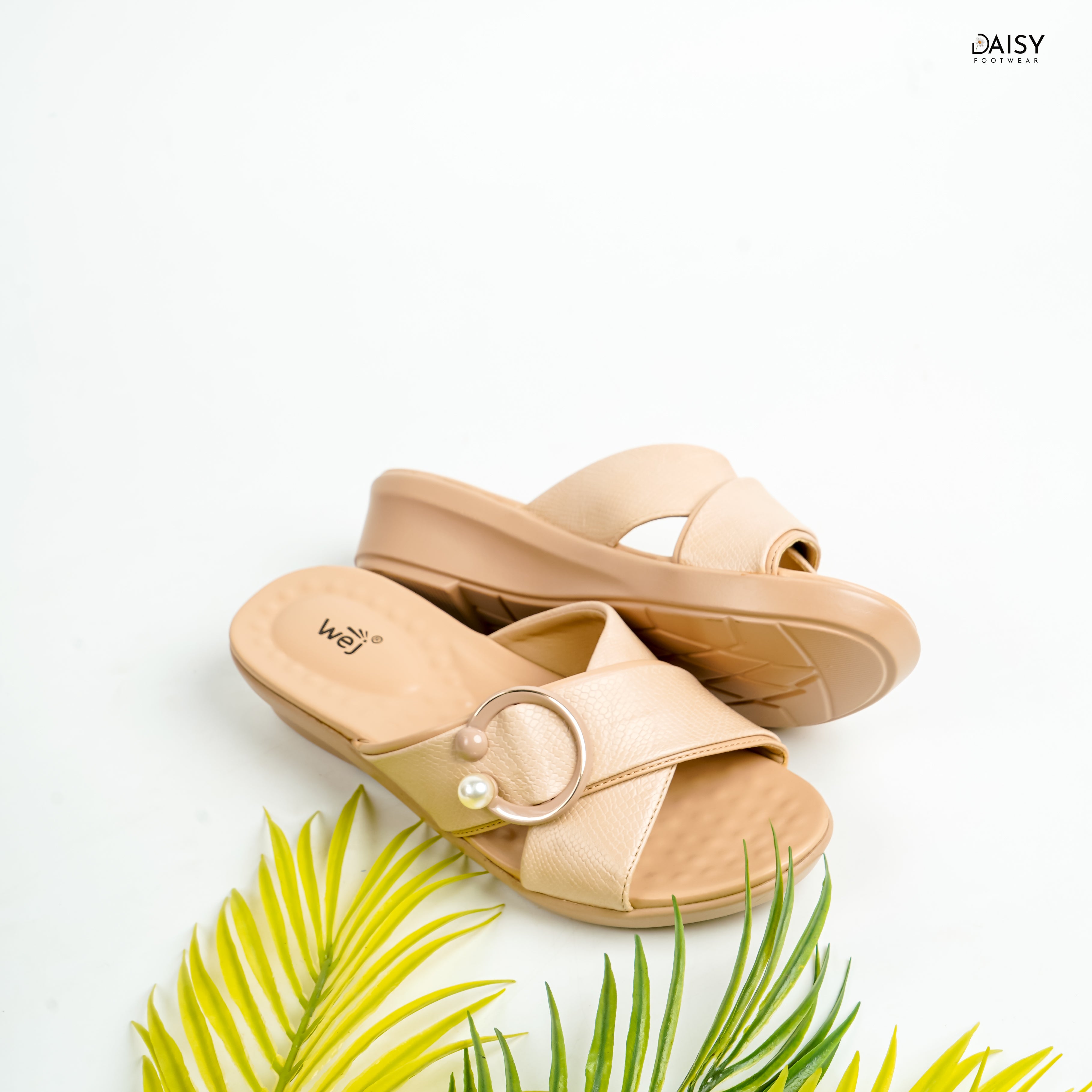 Pearla Beige