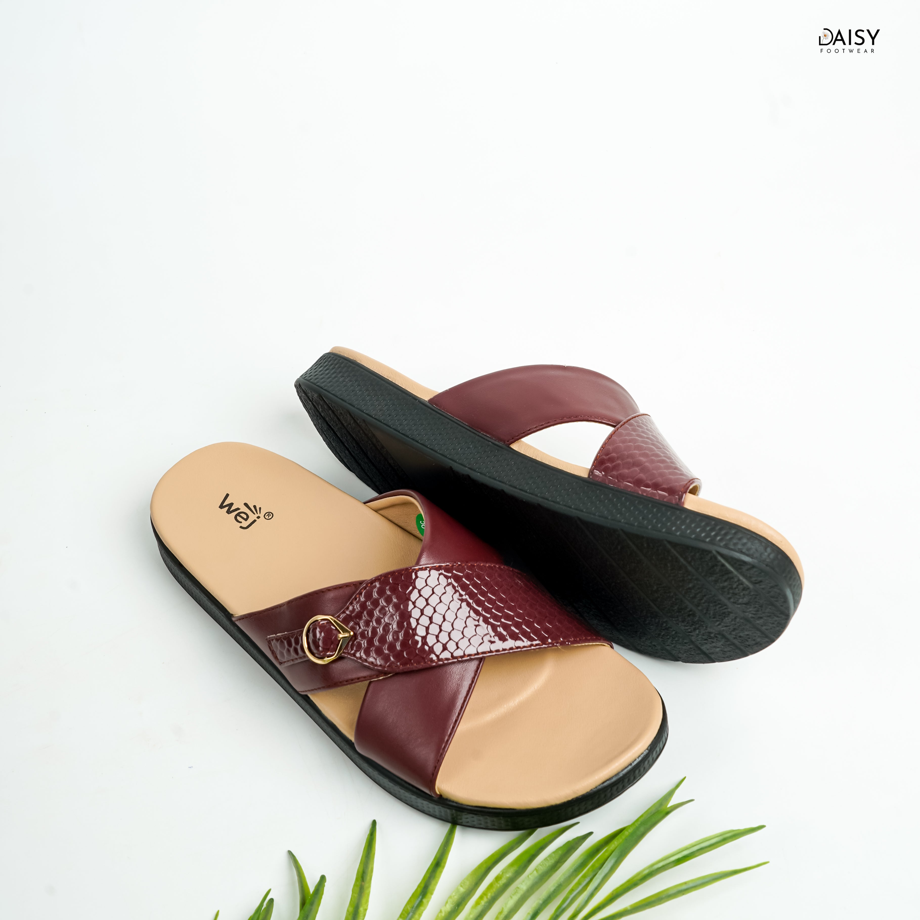 Solea Maroon