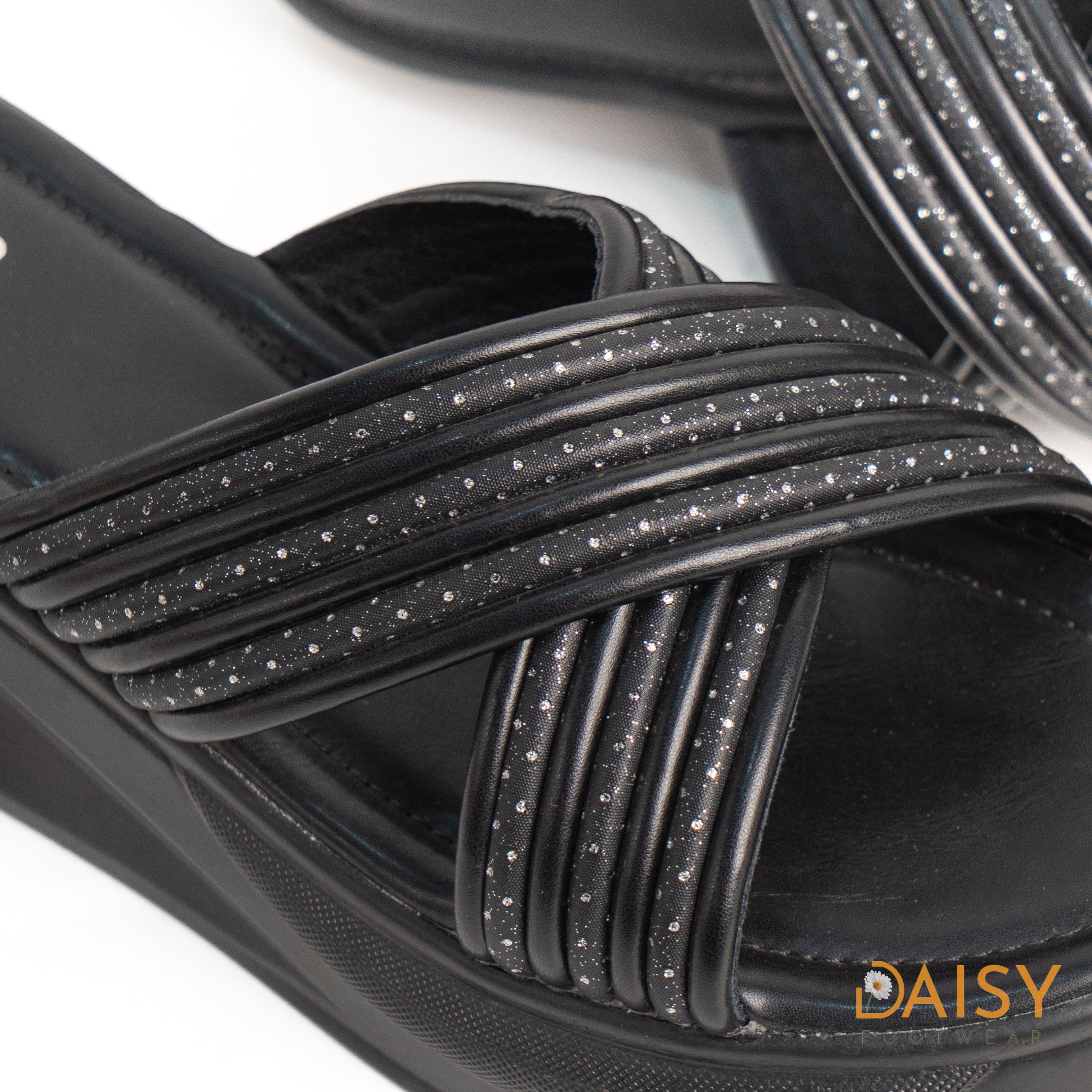 Lustre Black