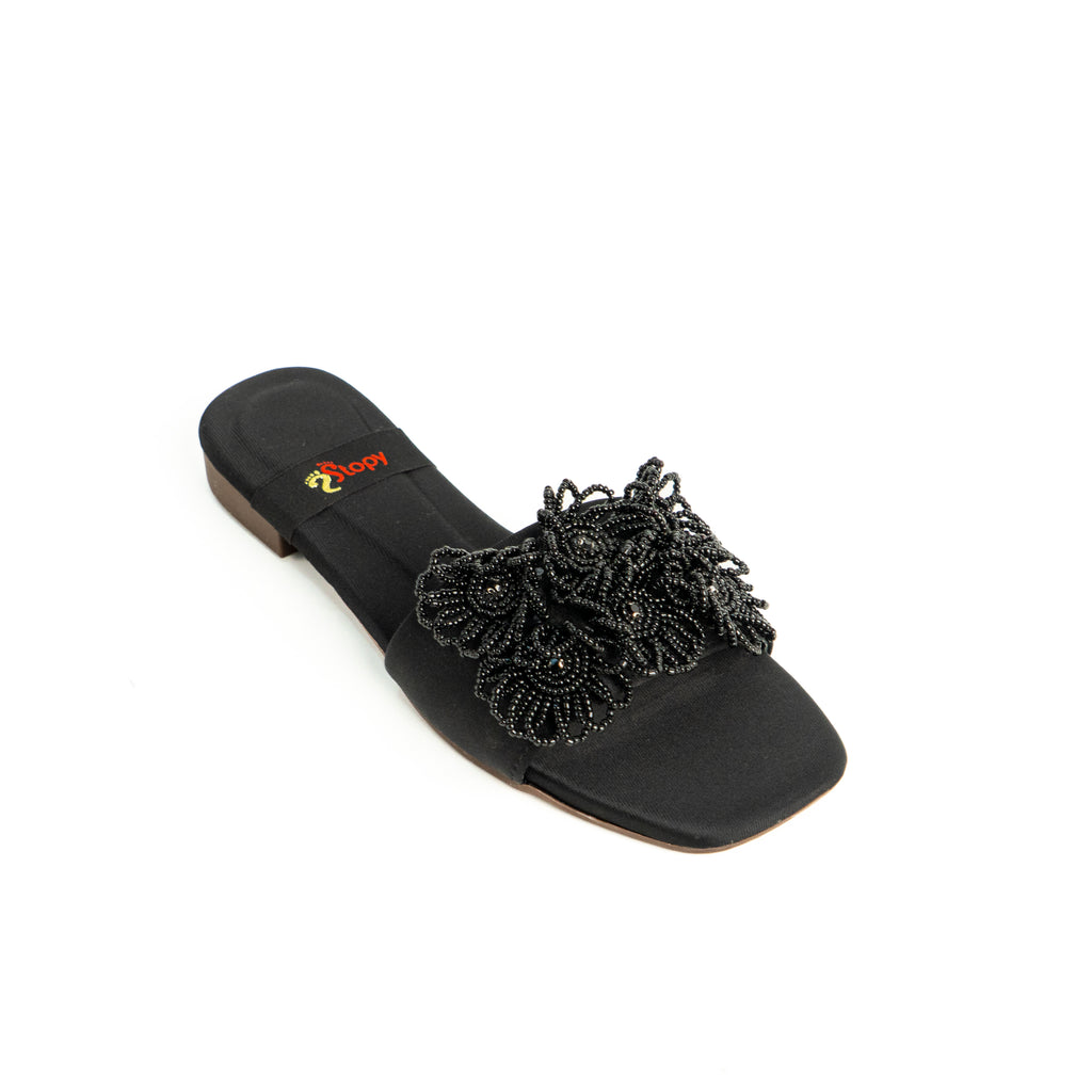 Zahara Black