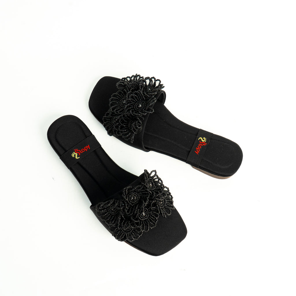 Zahara Black