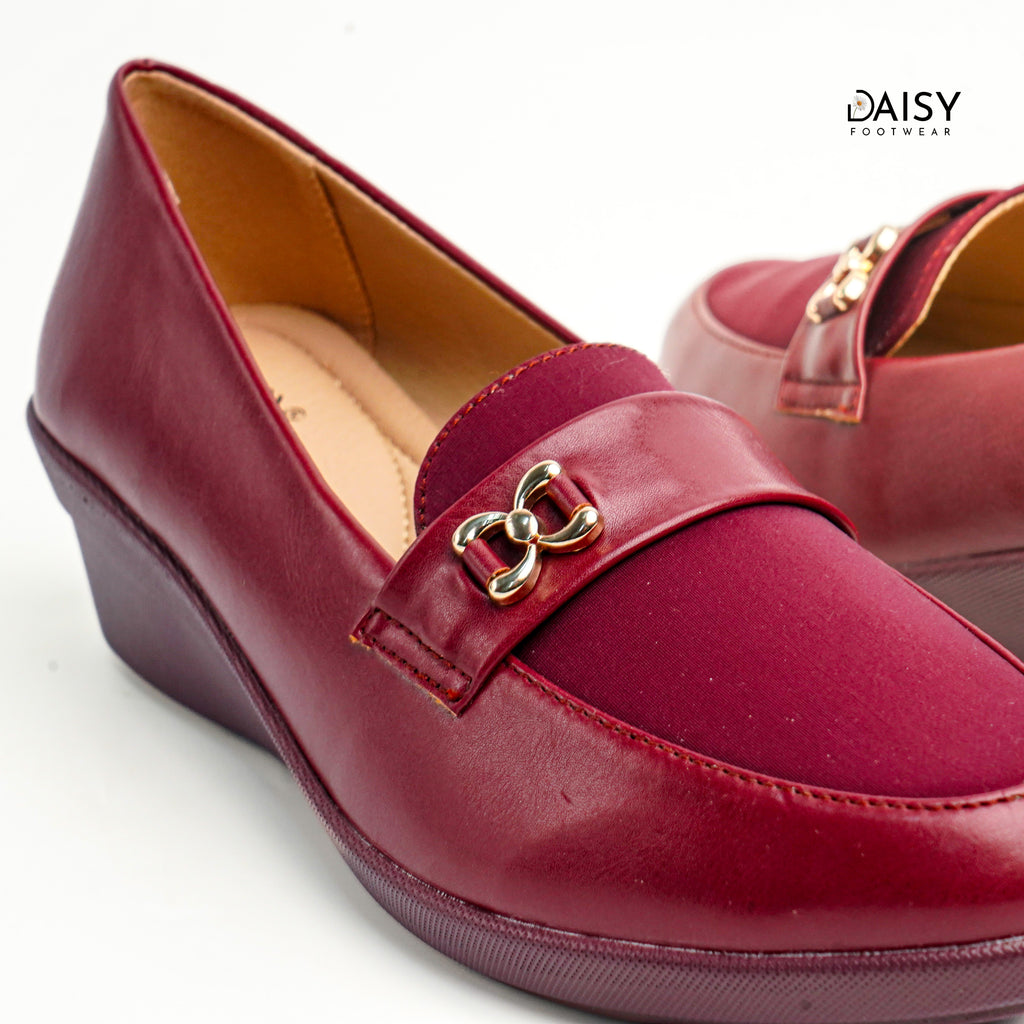 ComfortWeave Maroon