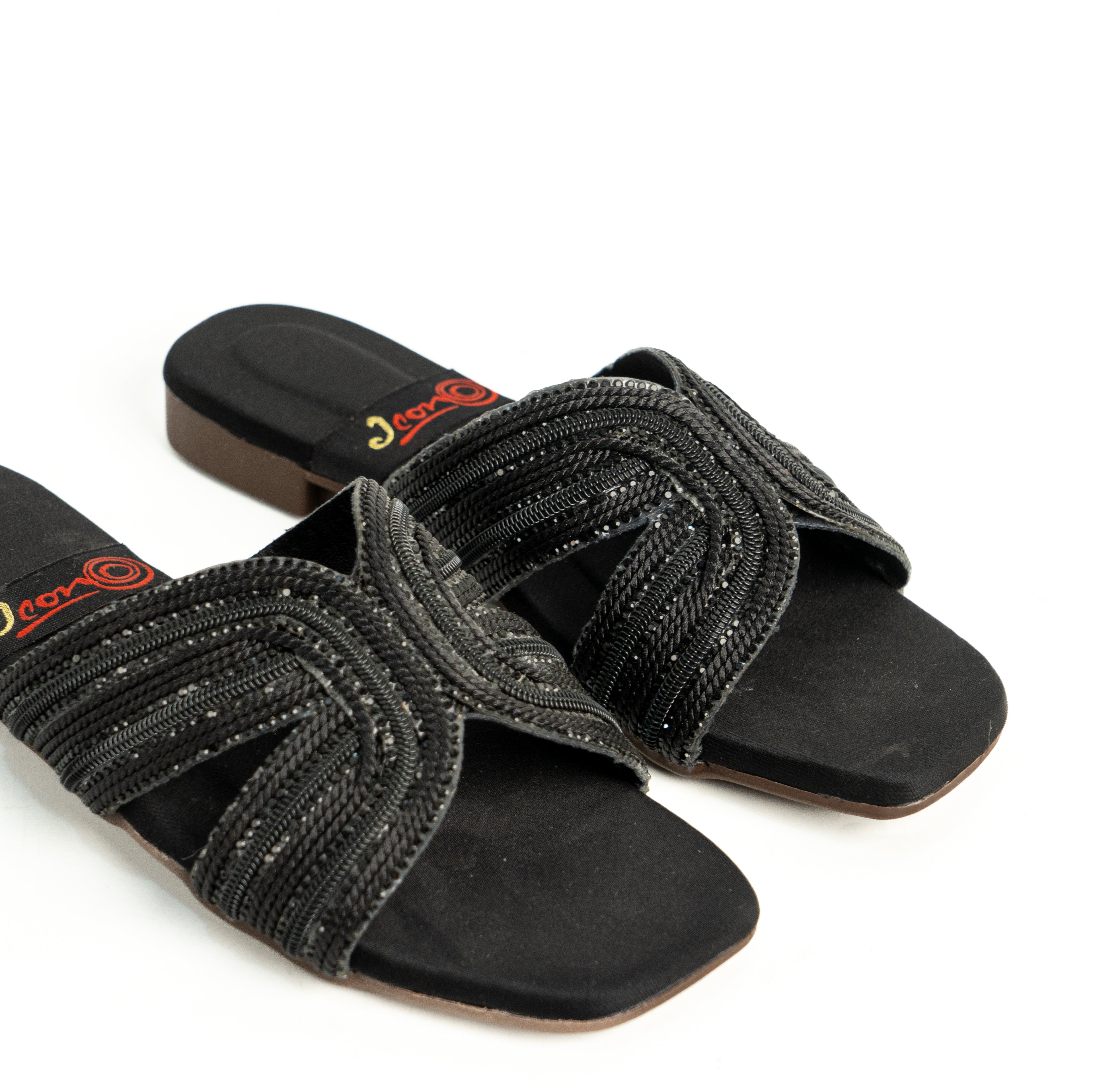 Noirava Black