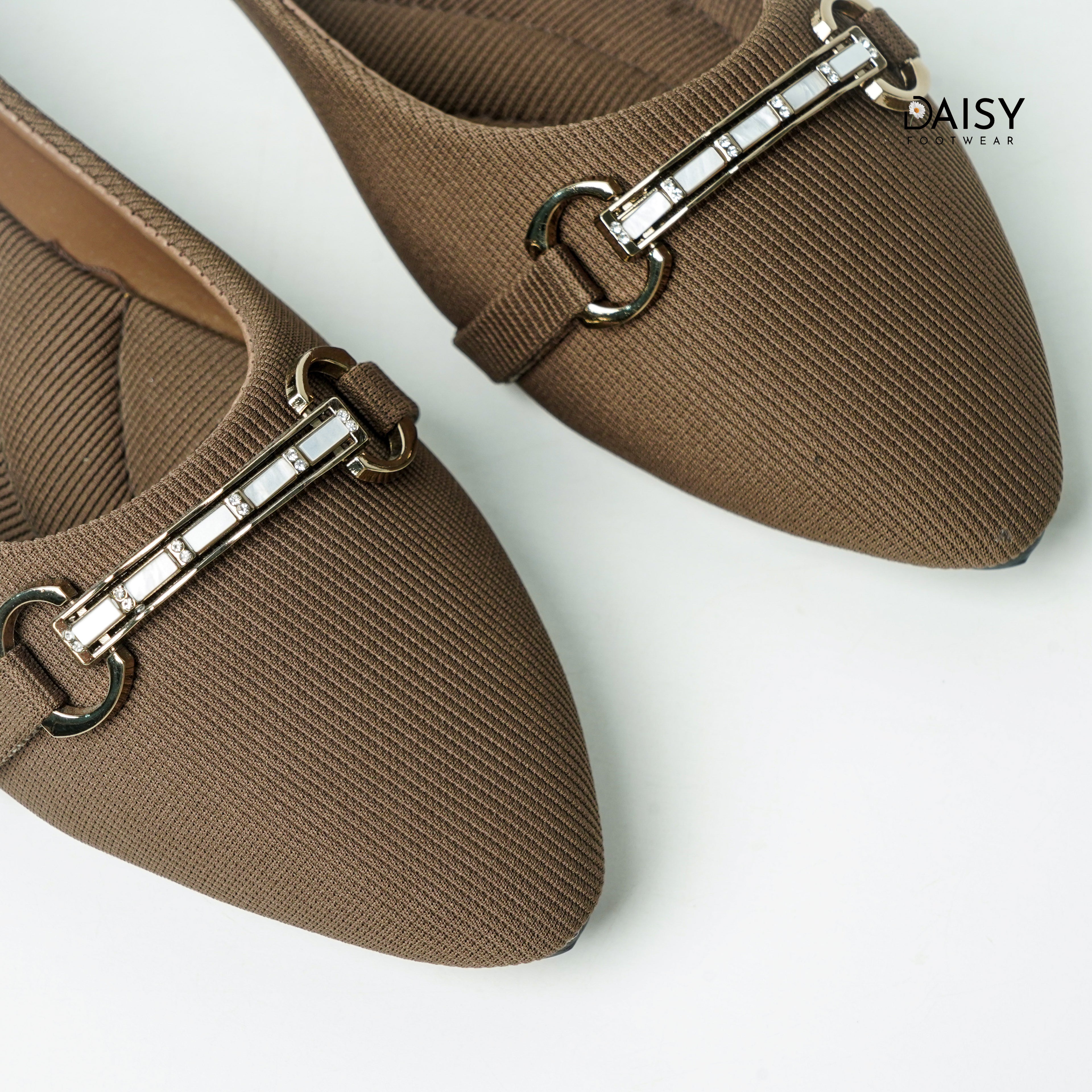 Urban Chic – Brown