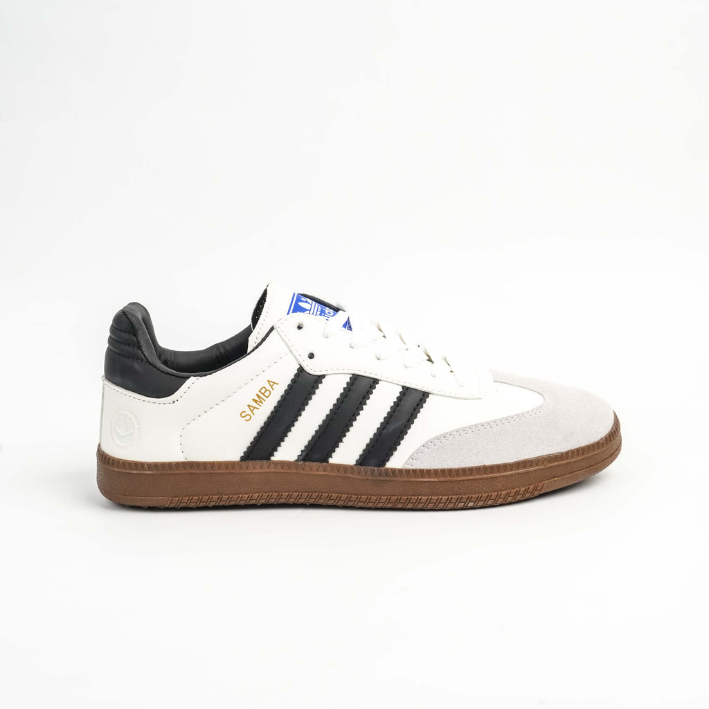 Core White/Black