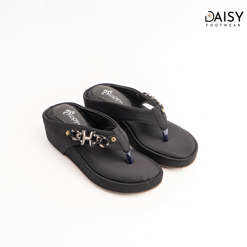 Clasp Black