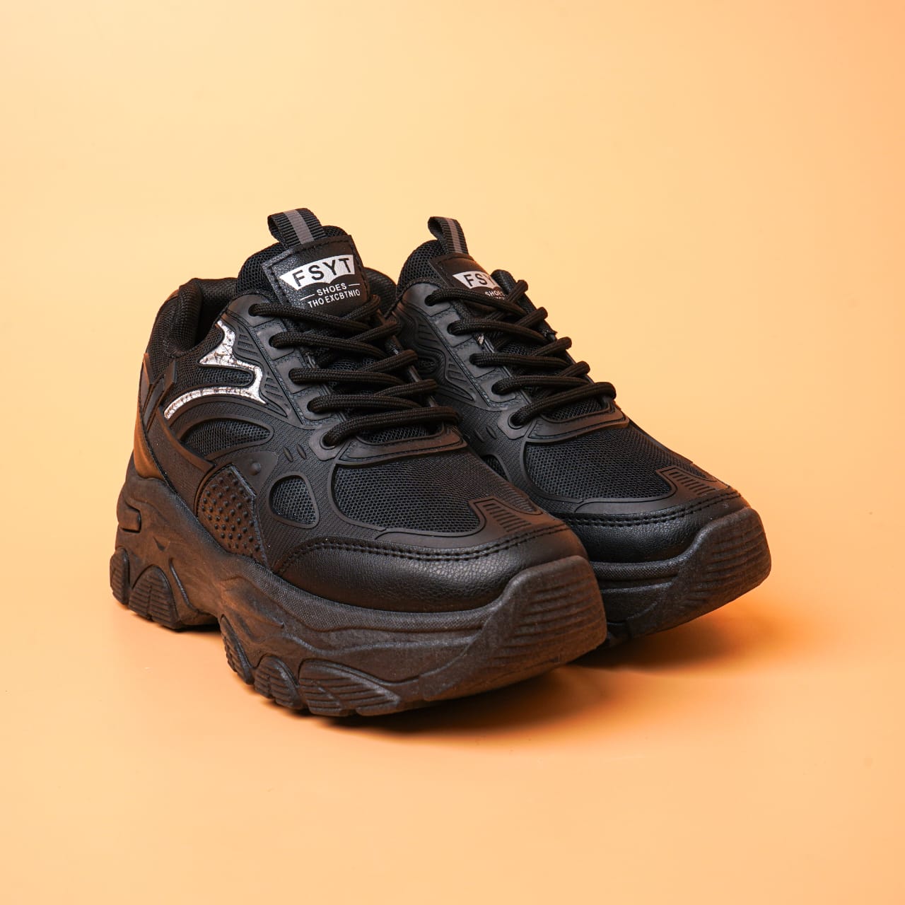 Cira Black