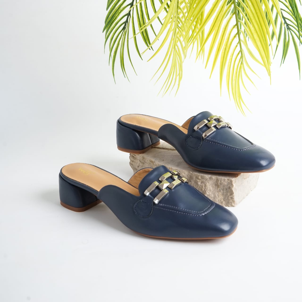 Fleur Navy