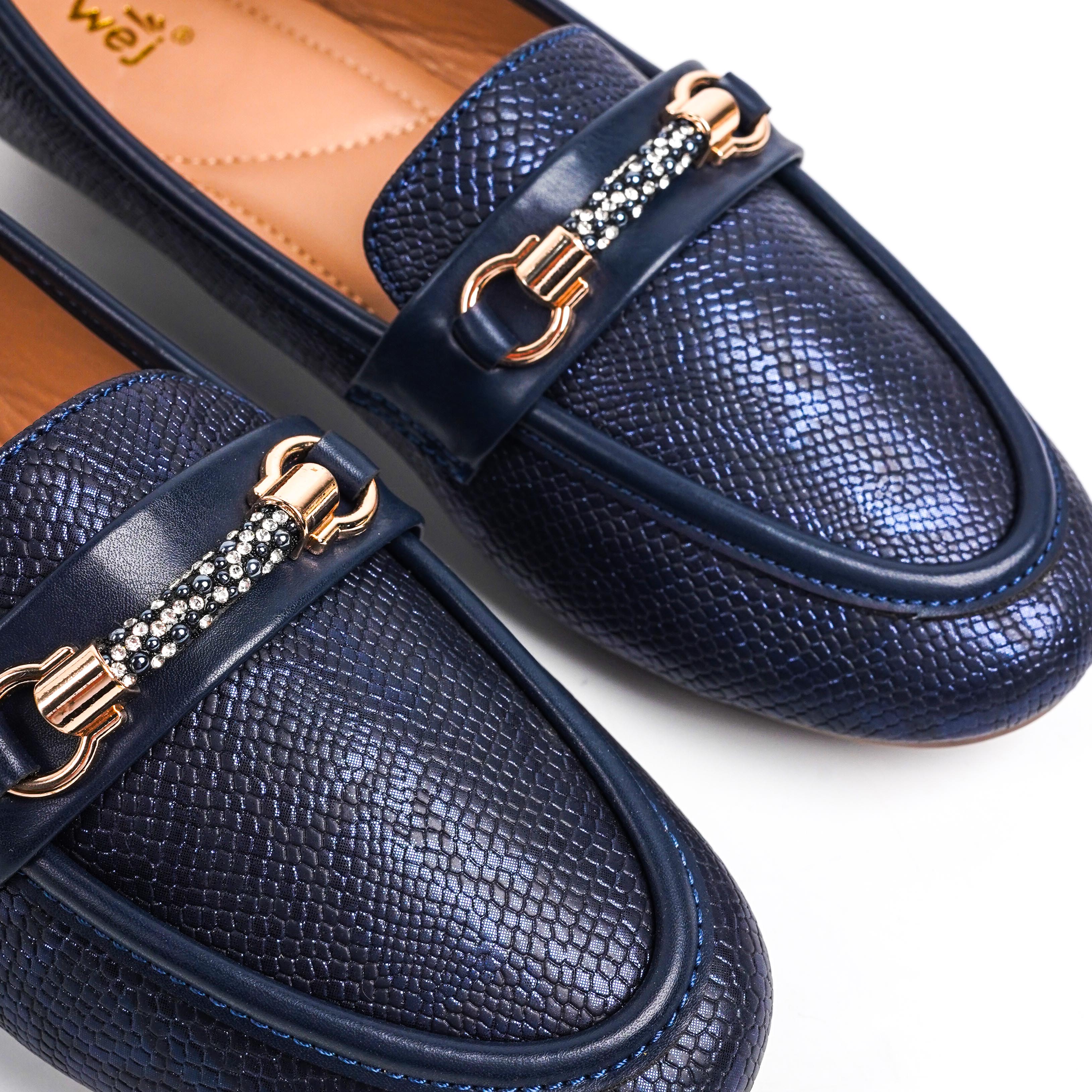 Celira Navy