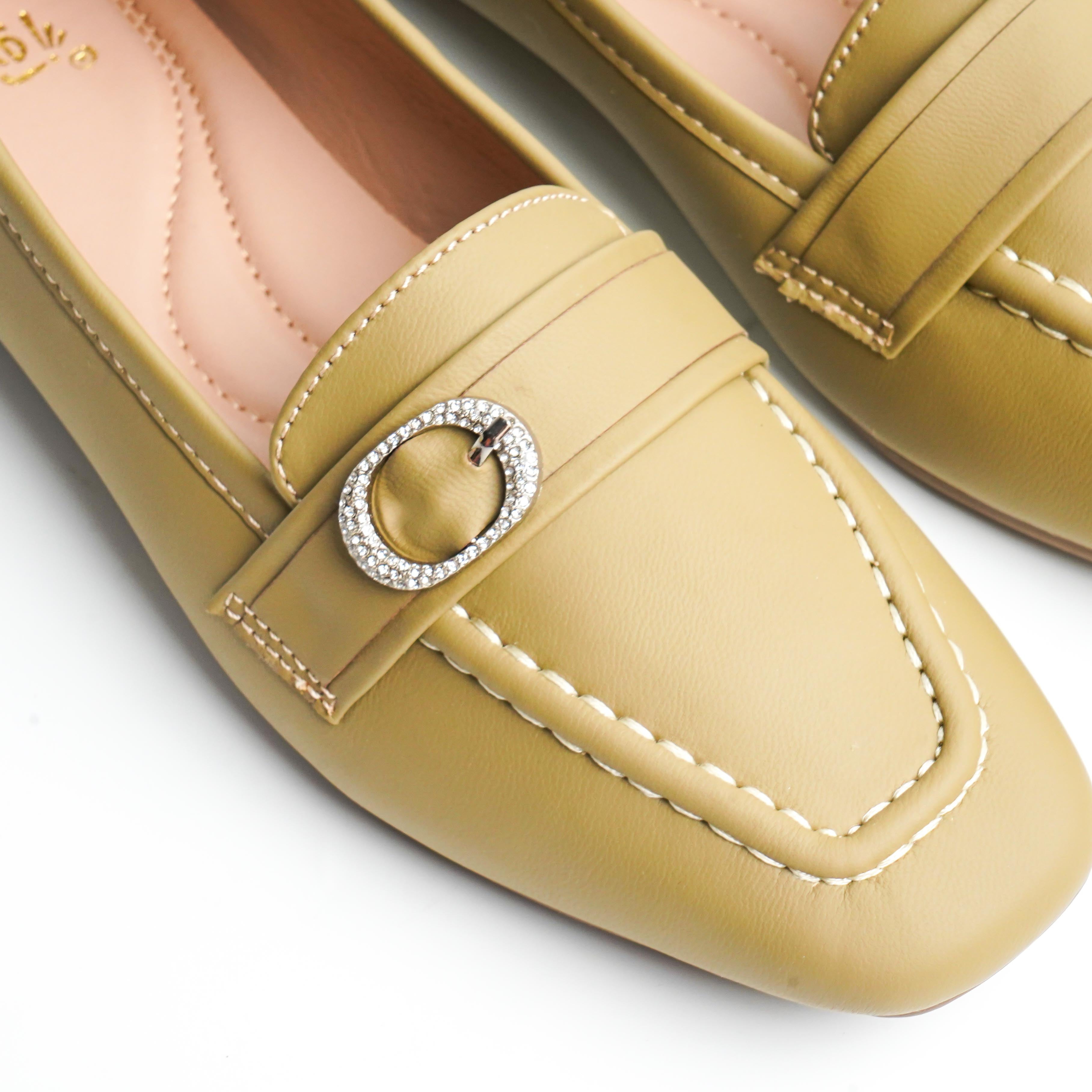 Corvia Olive