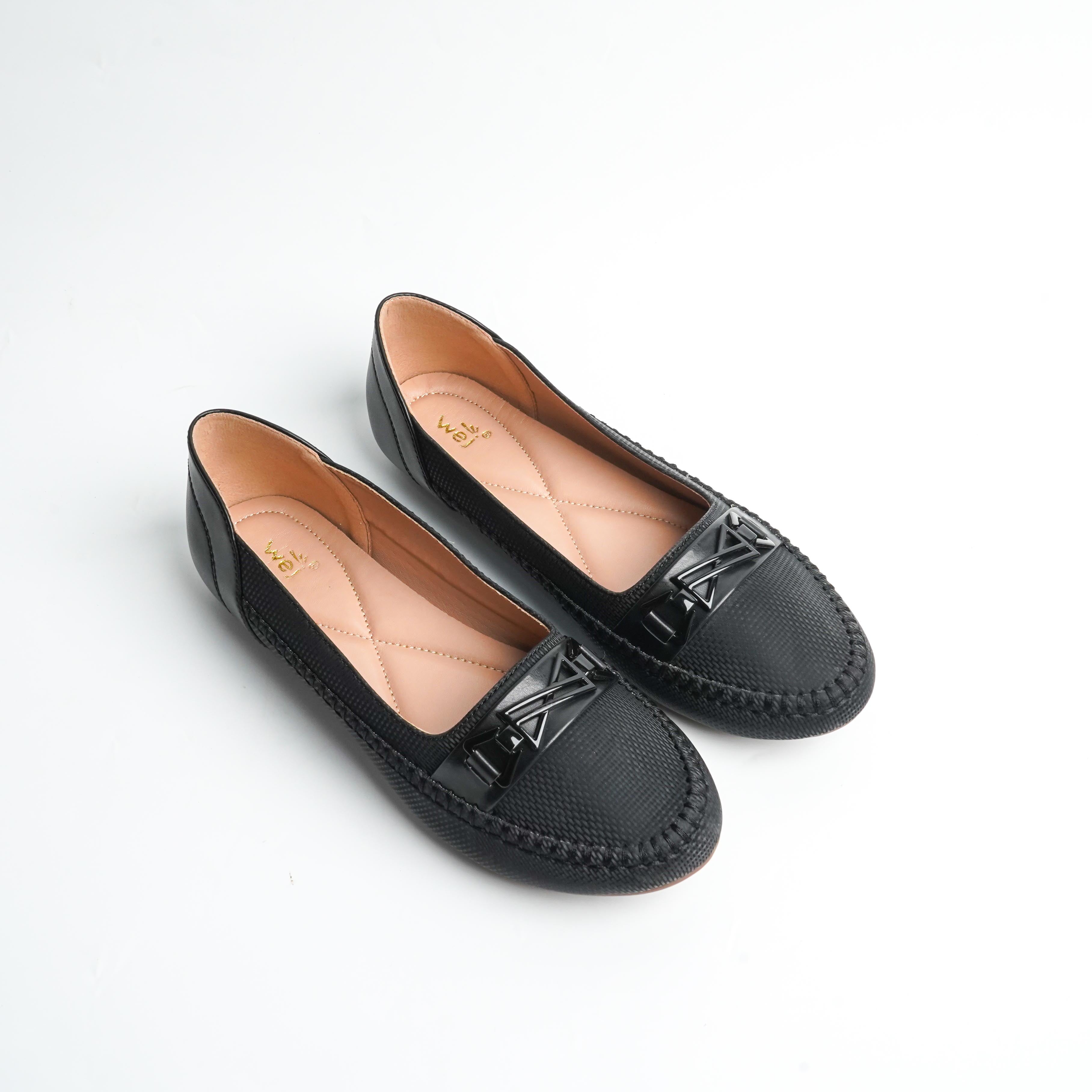 Arvian Black