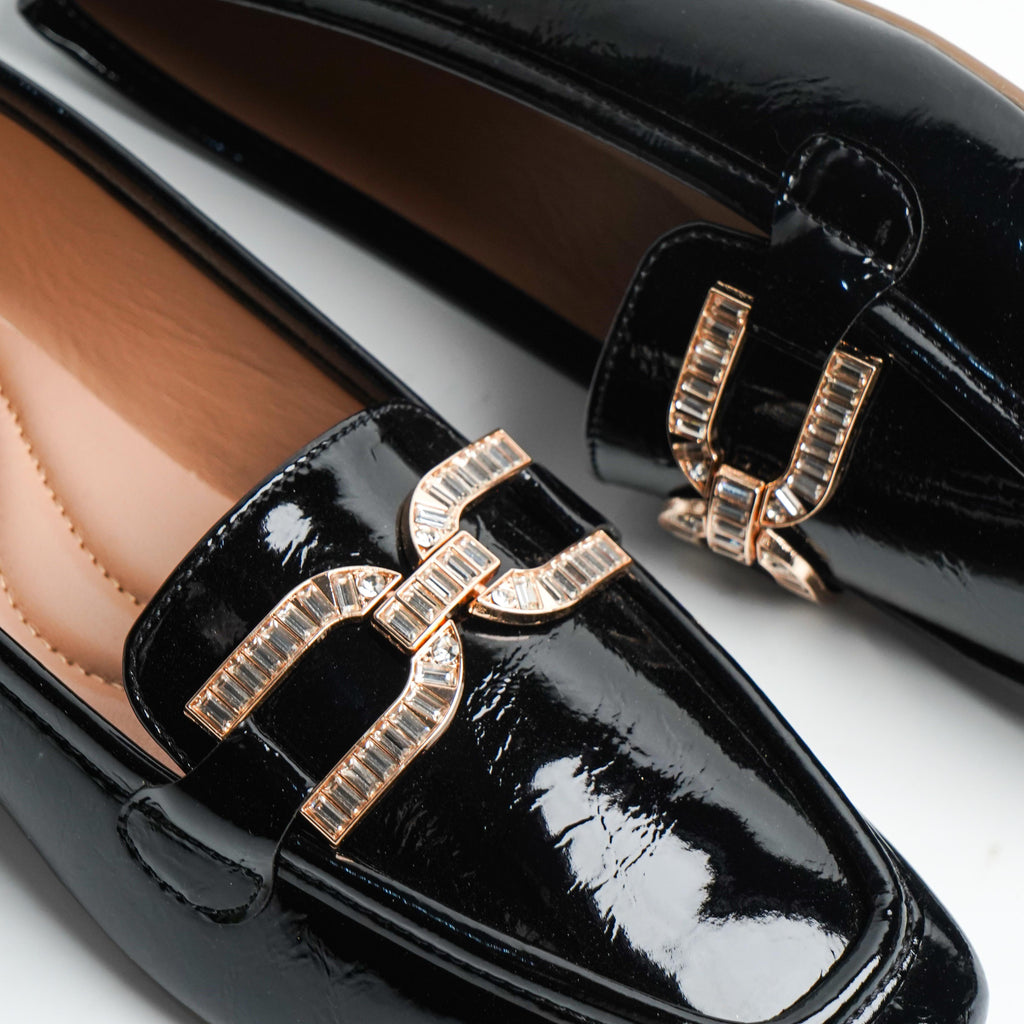 Zerina Black