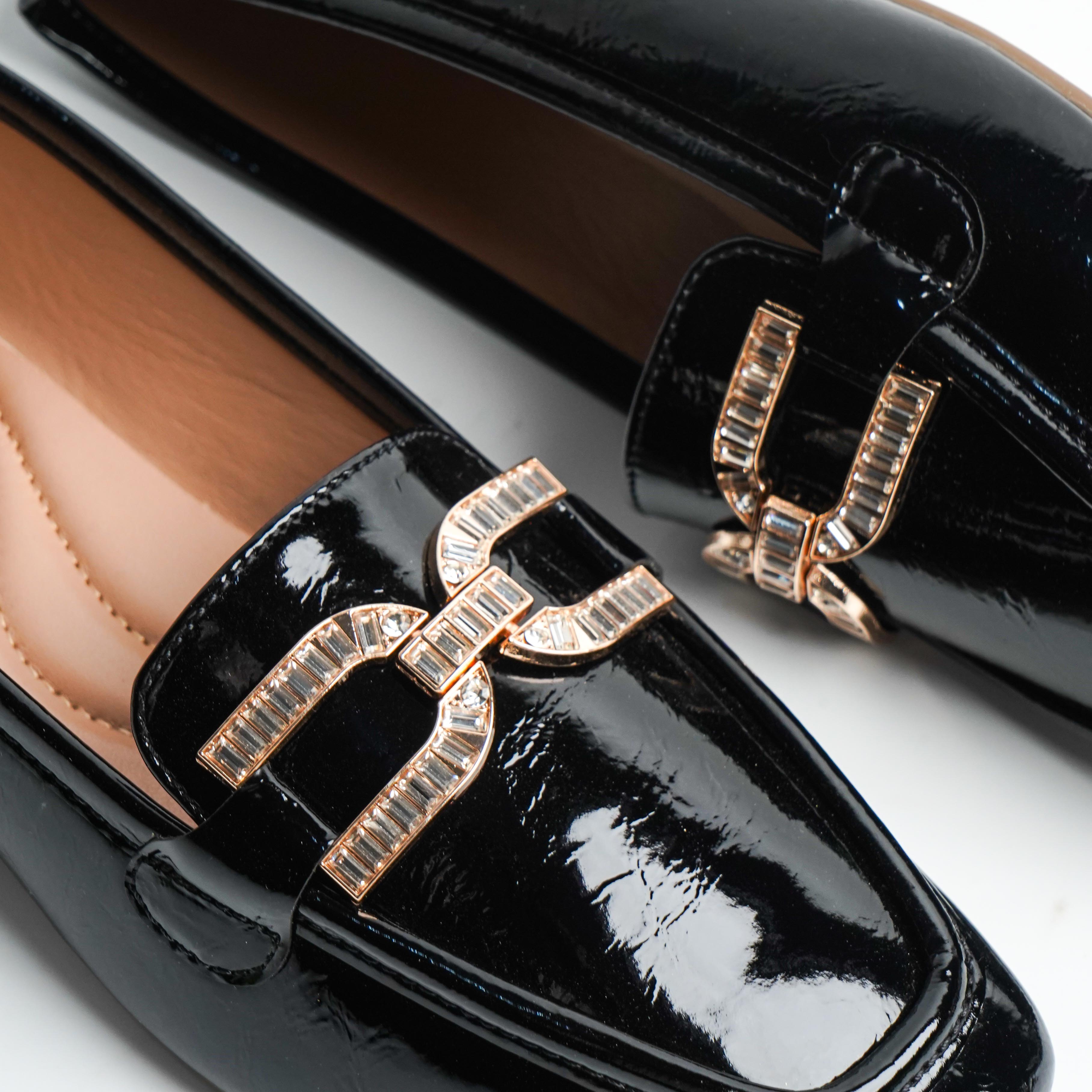 Zerina Black