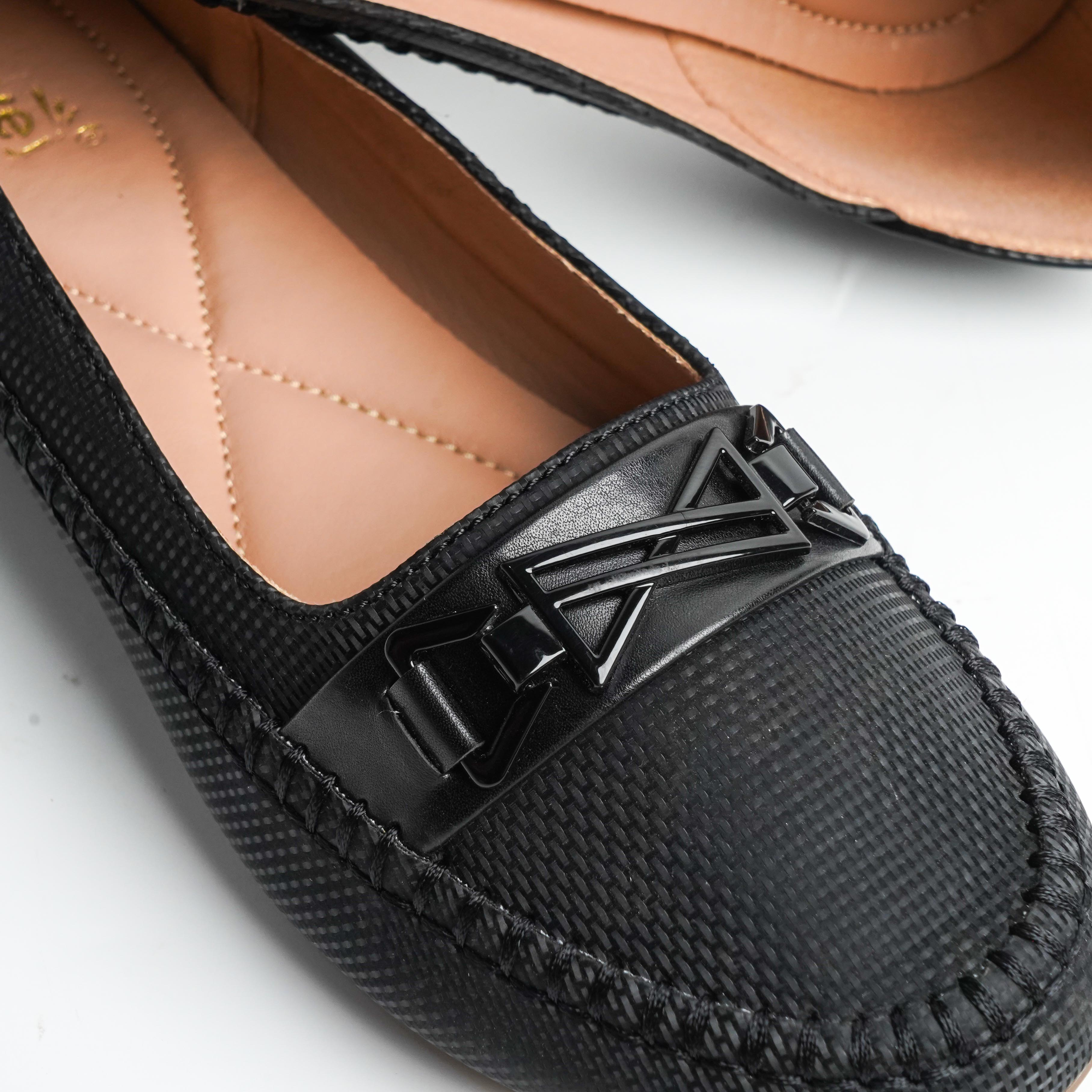 Arvian Black