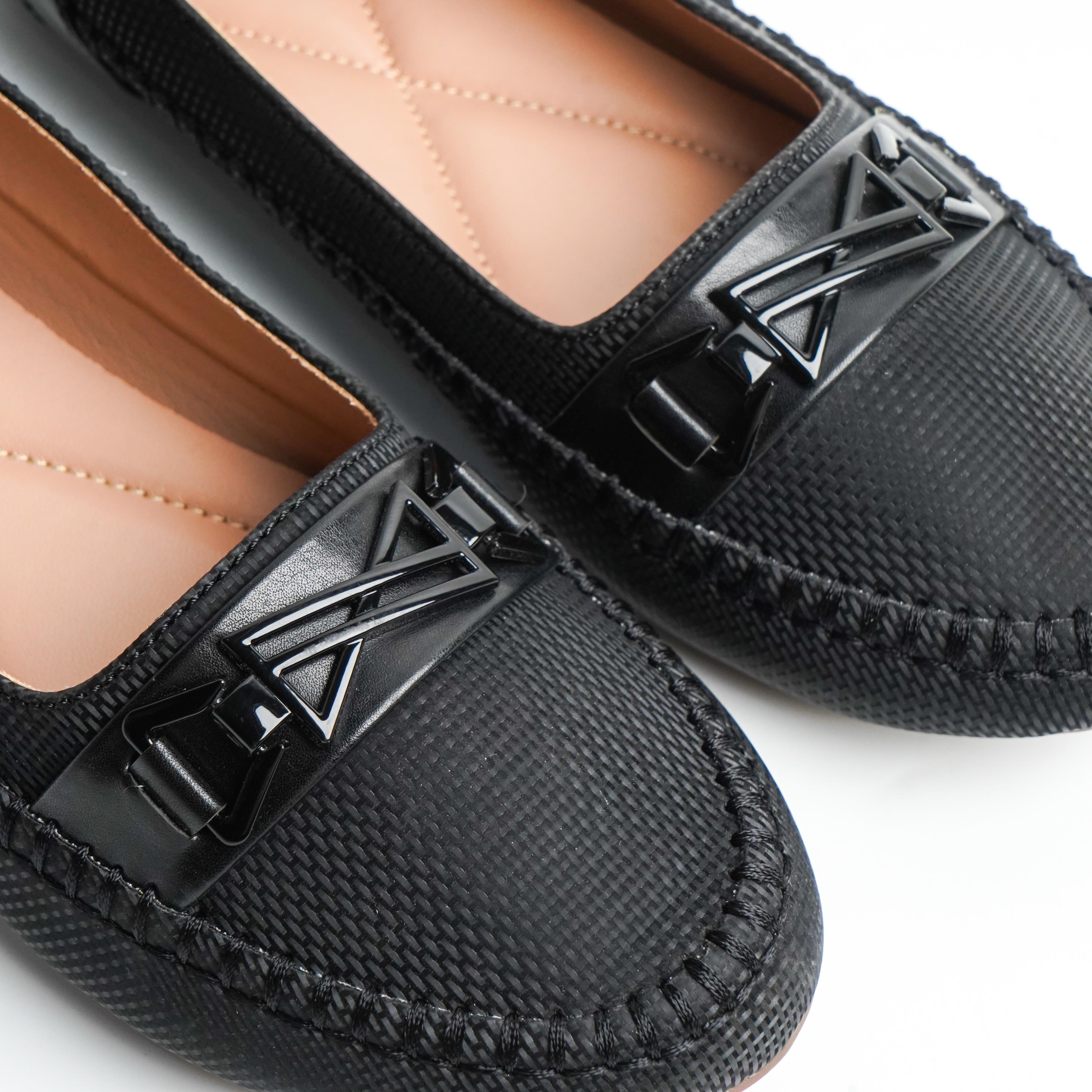 Arvian Black
