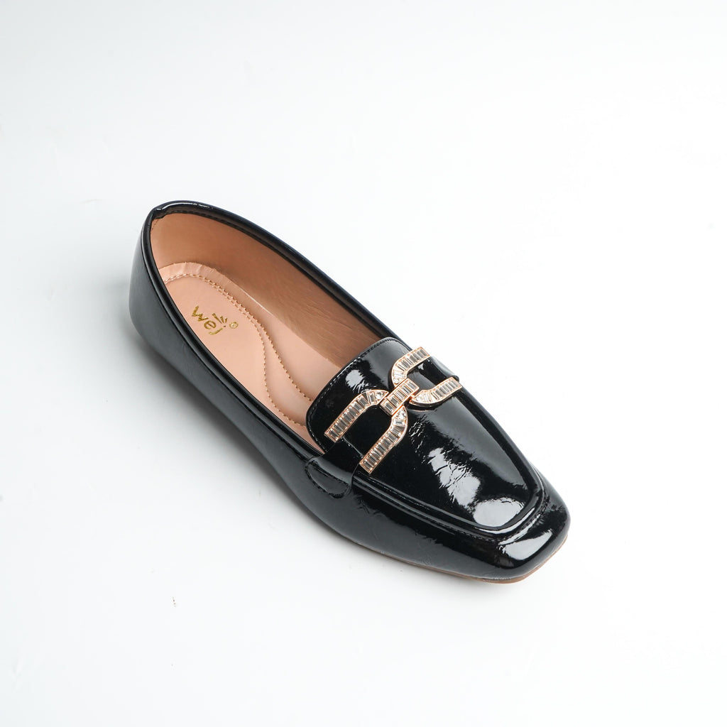 Zerina Black