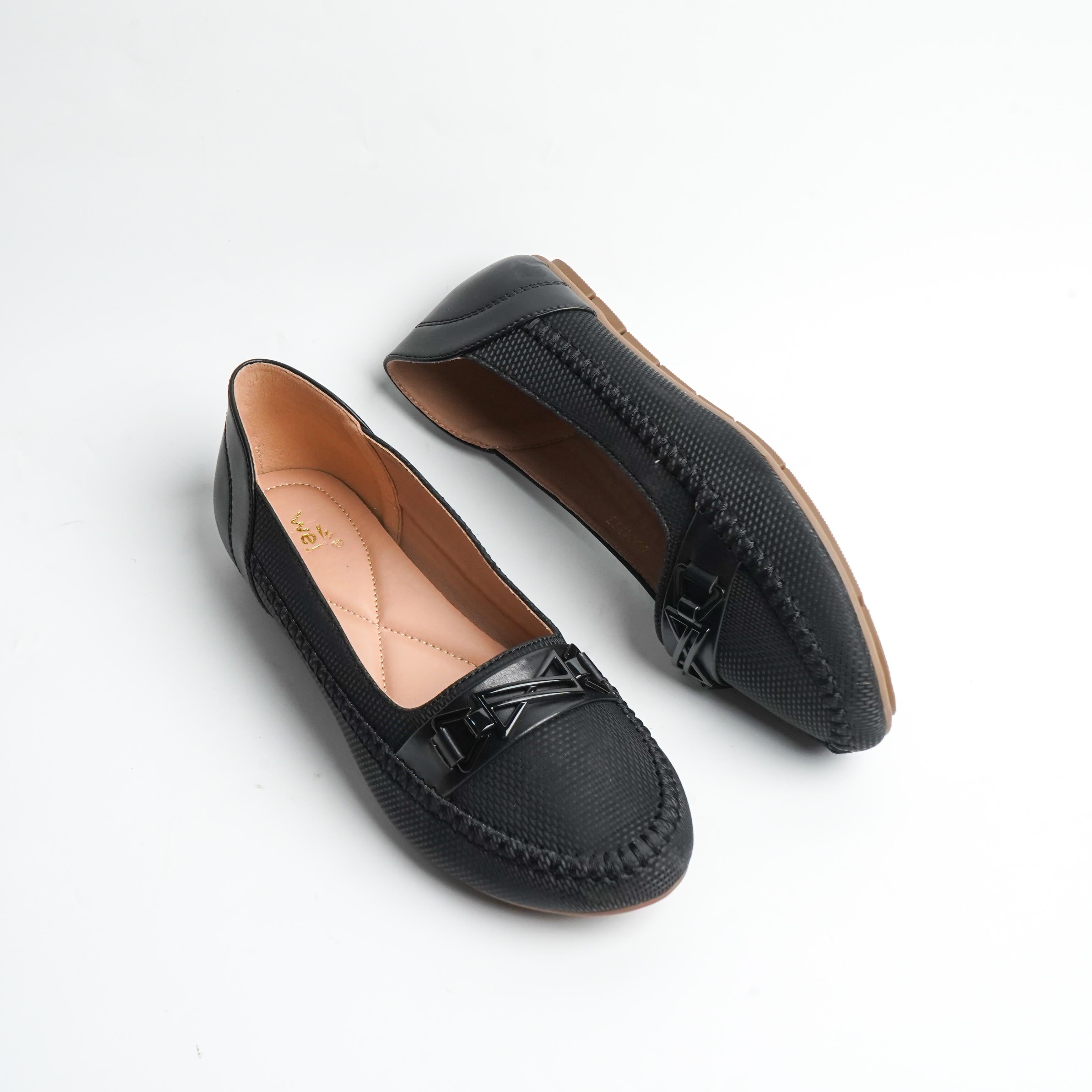 Arvian Black