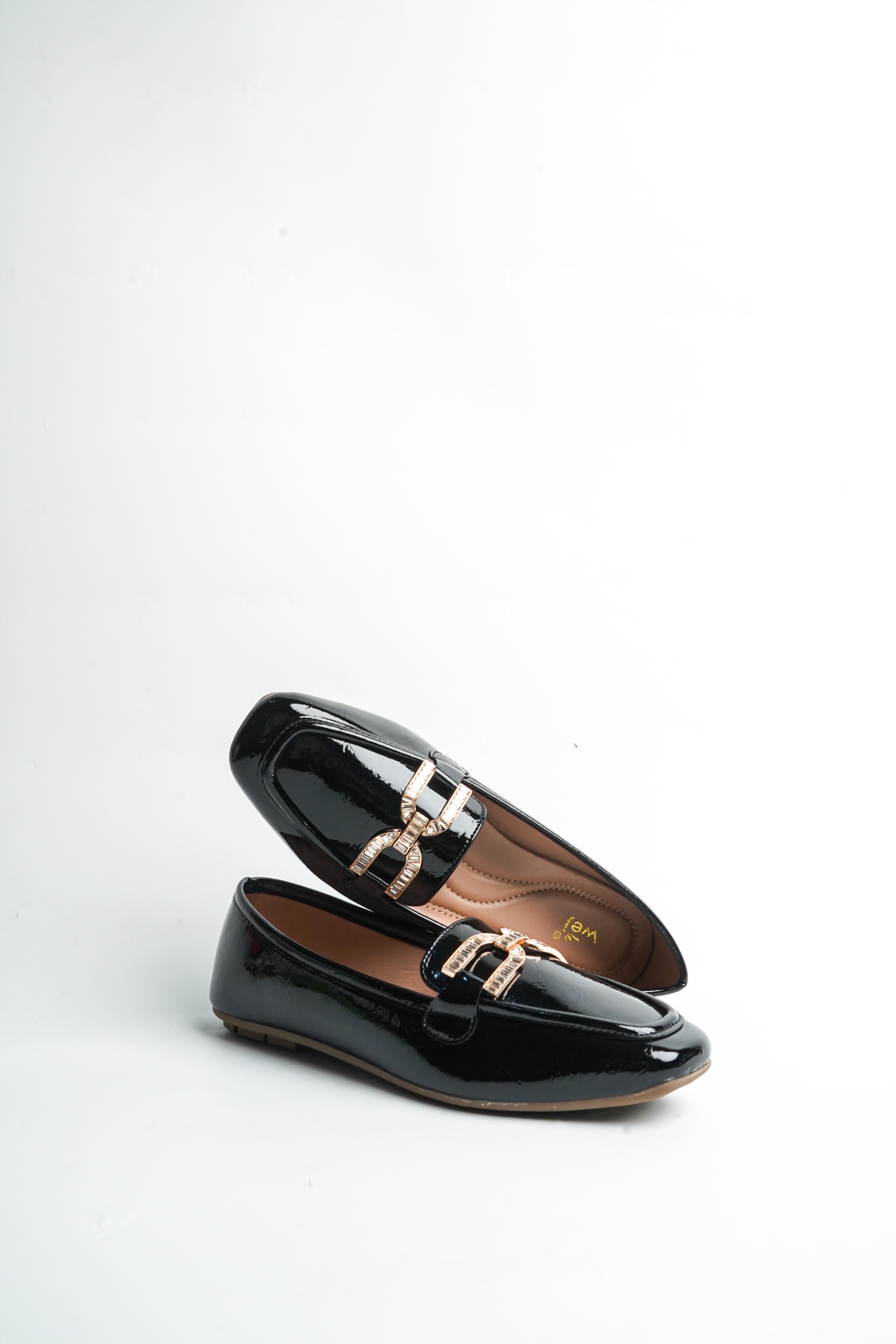 Zerina Black