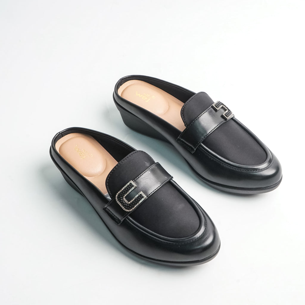 Belvia Black
