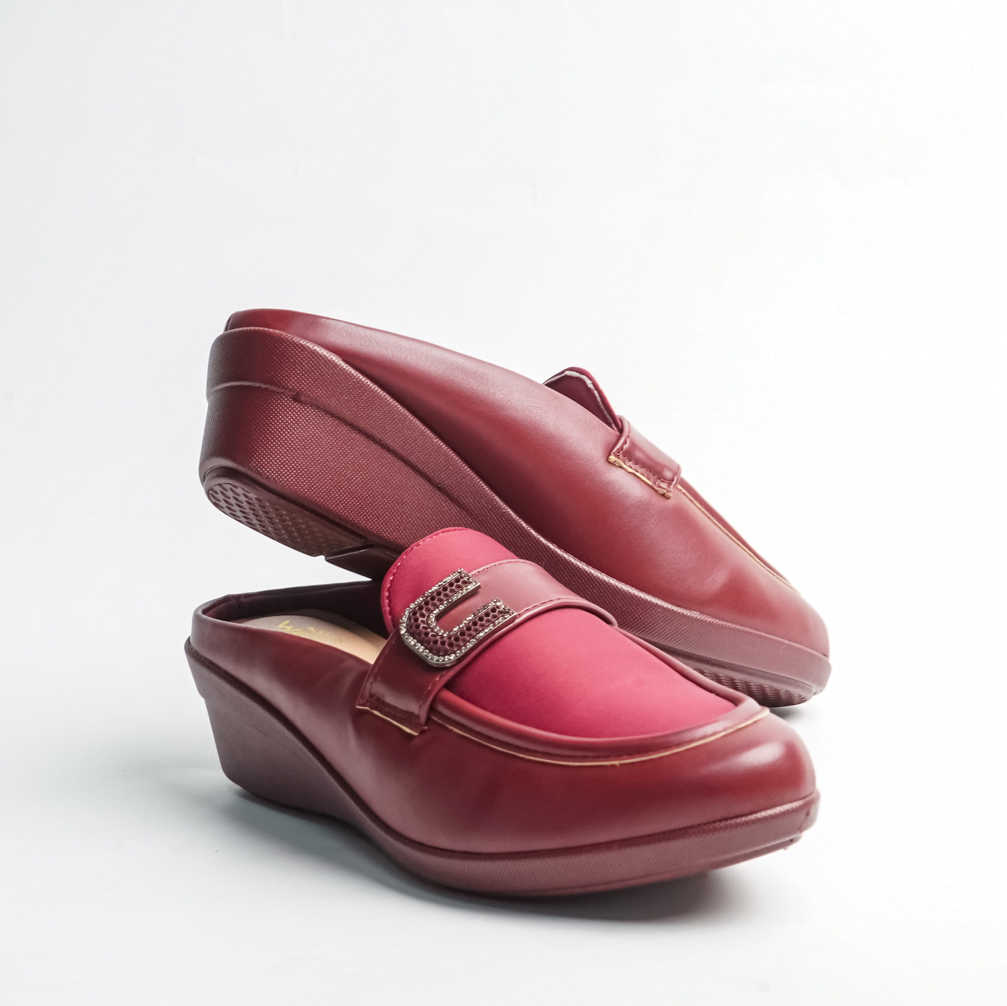 Belvia Maroon