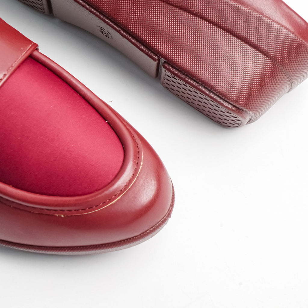 Belvia Maroon