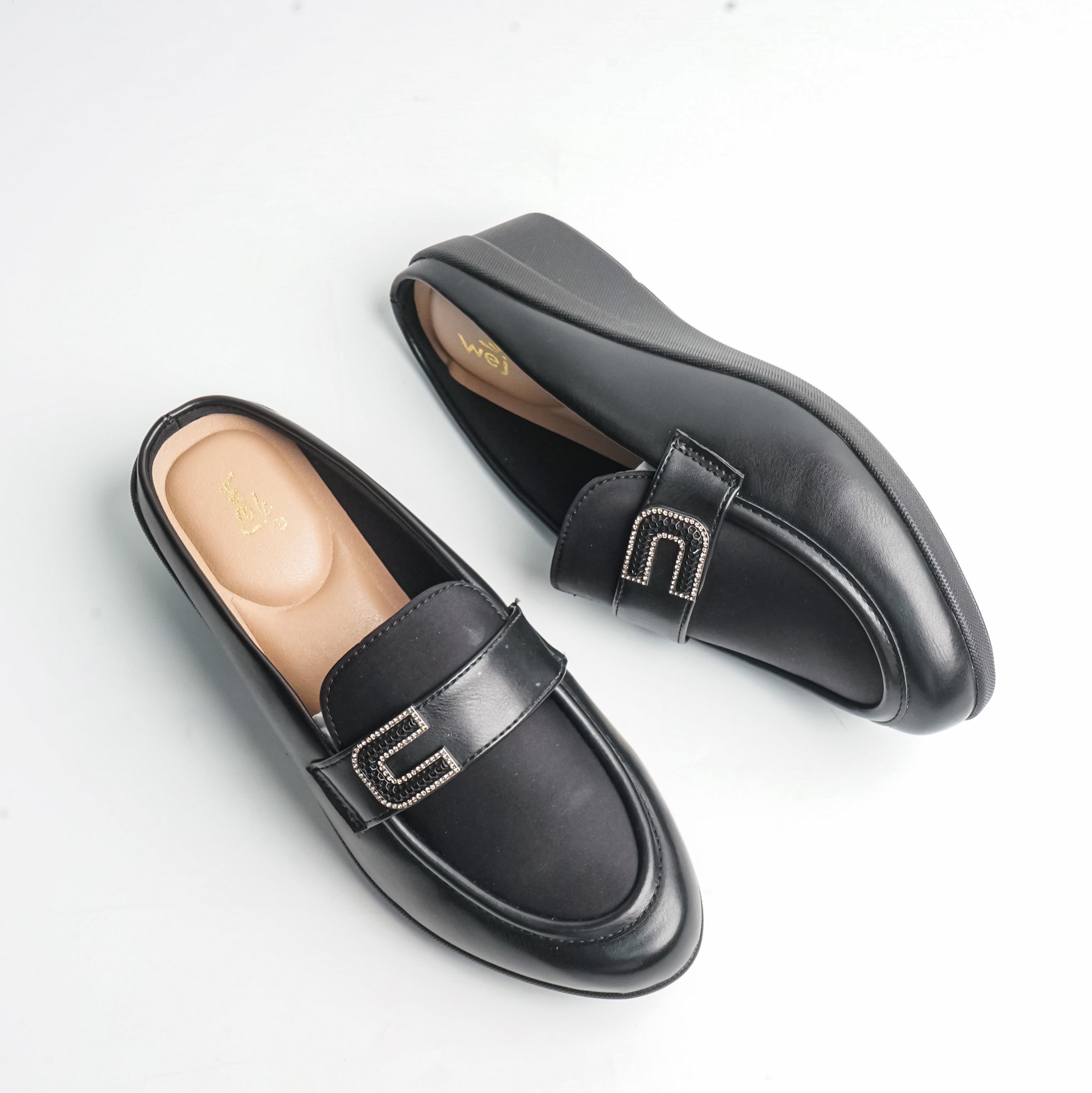 Belvia Black