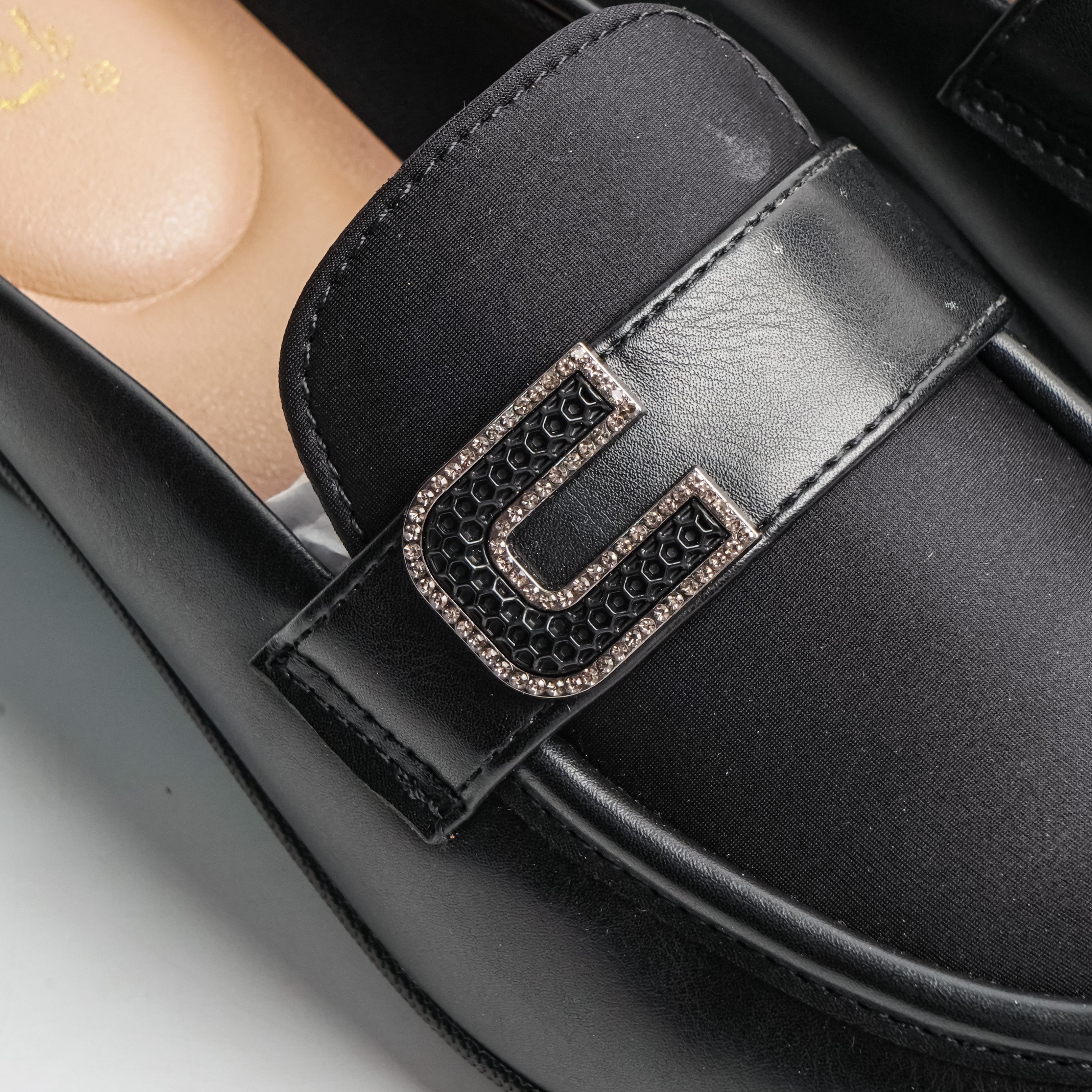 Belvia Black