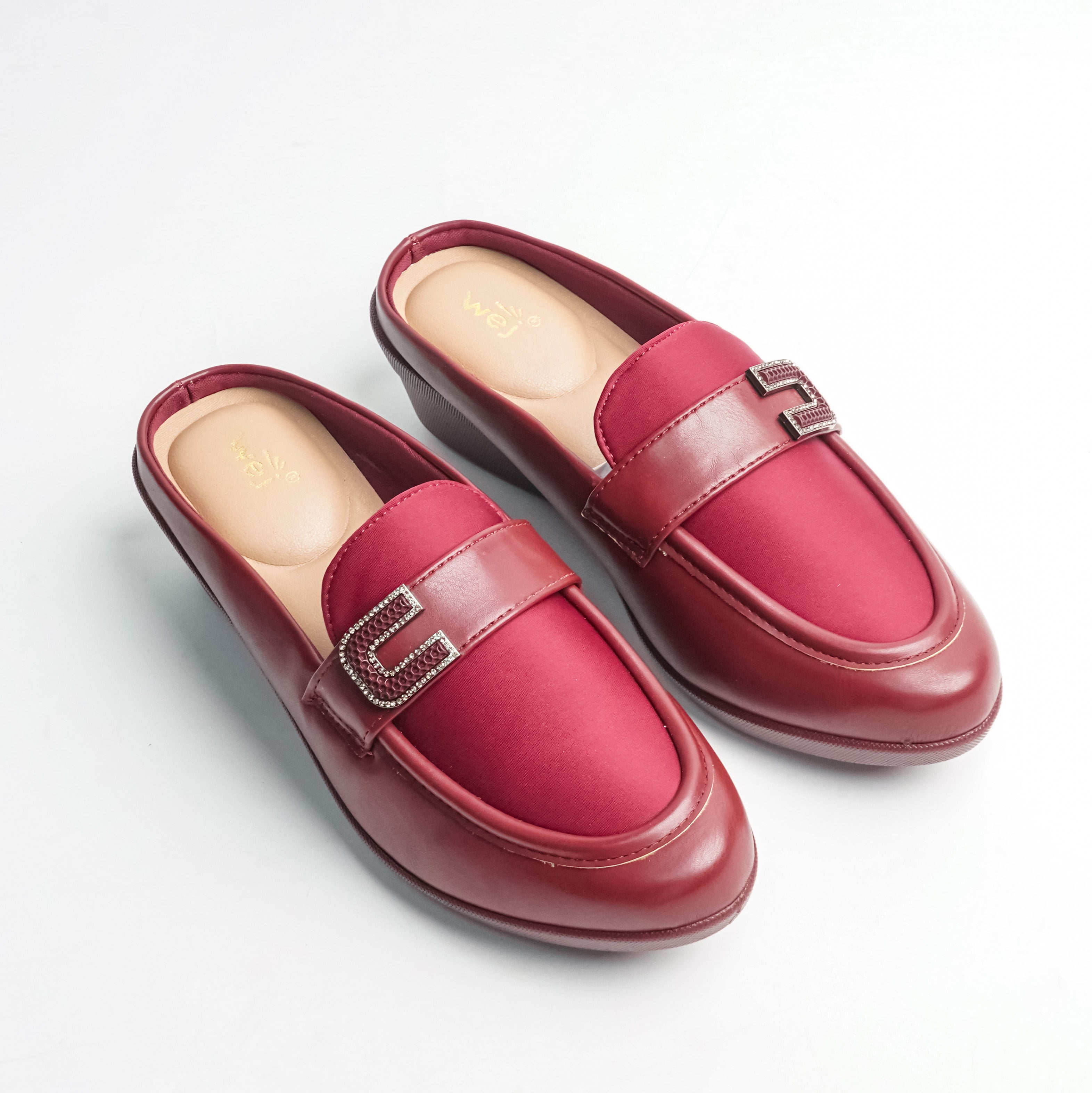 Belvia Maroon