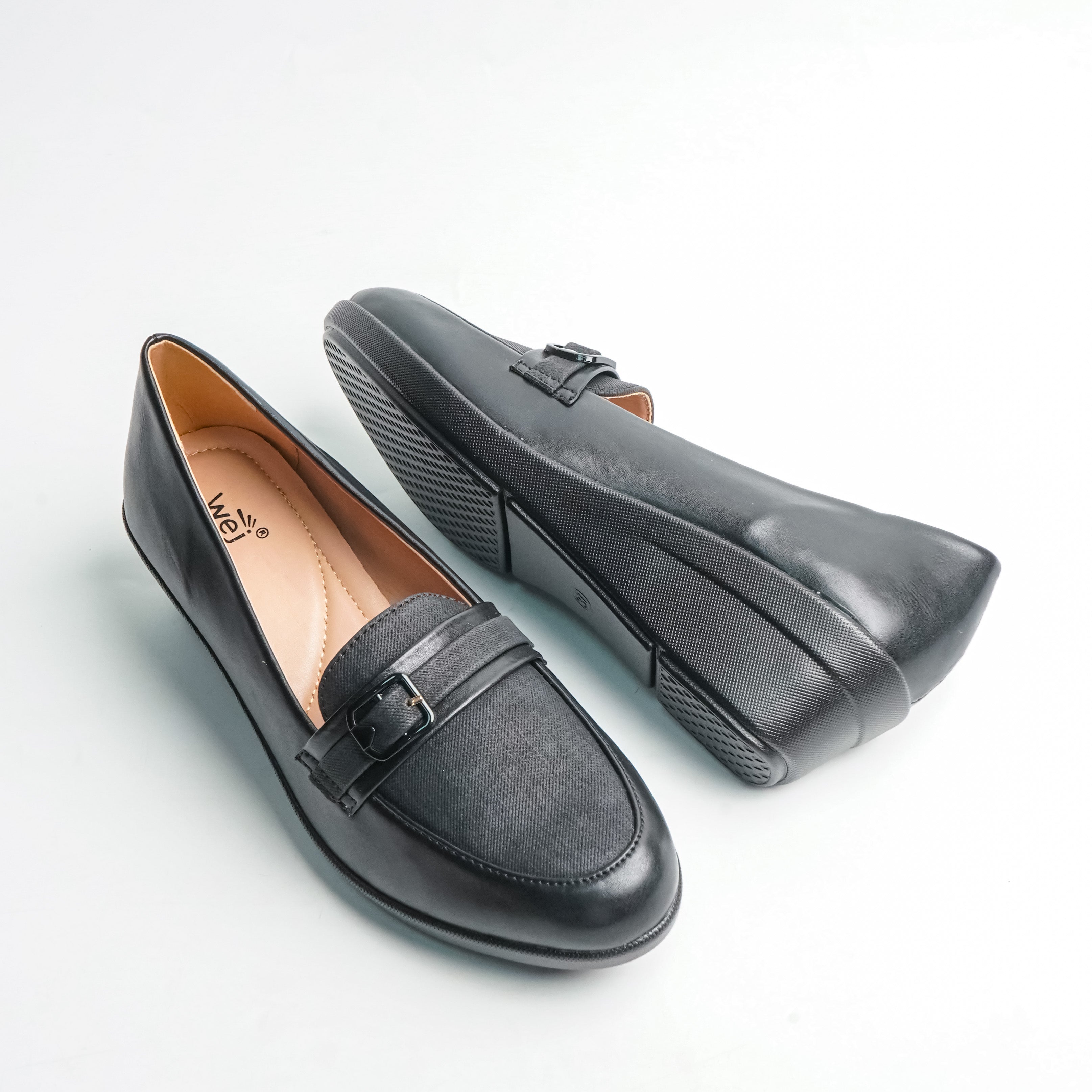 Eloria Black