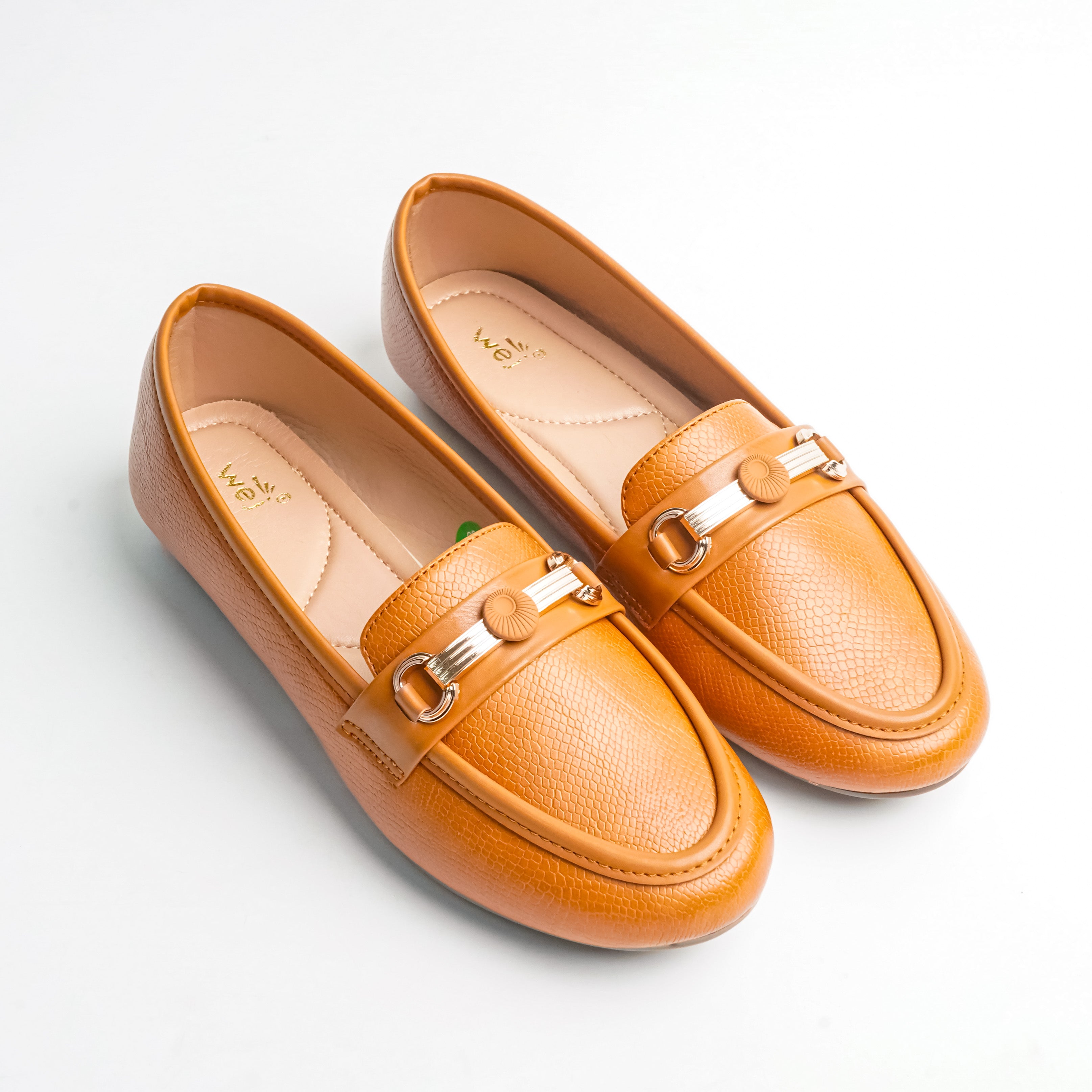 Velora Tan