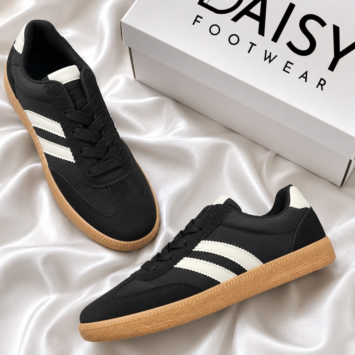 Urban Retro Black