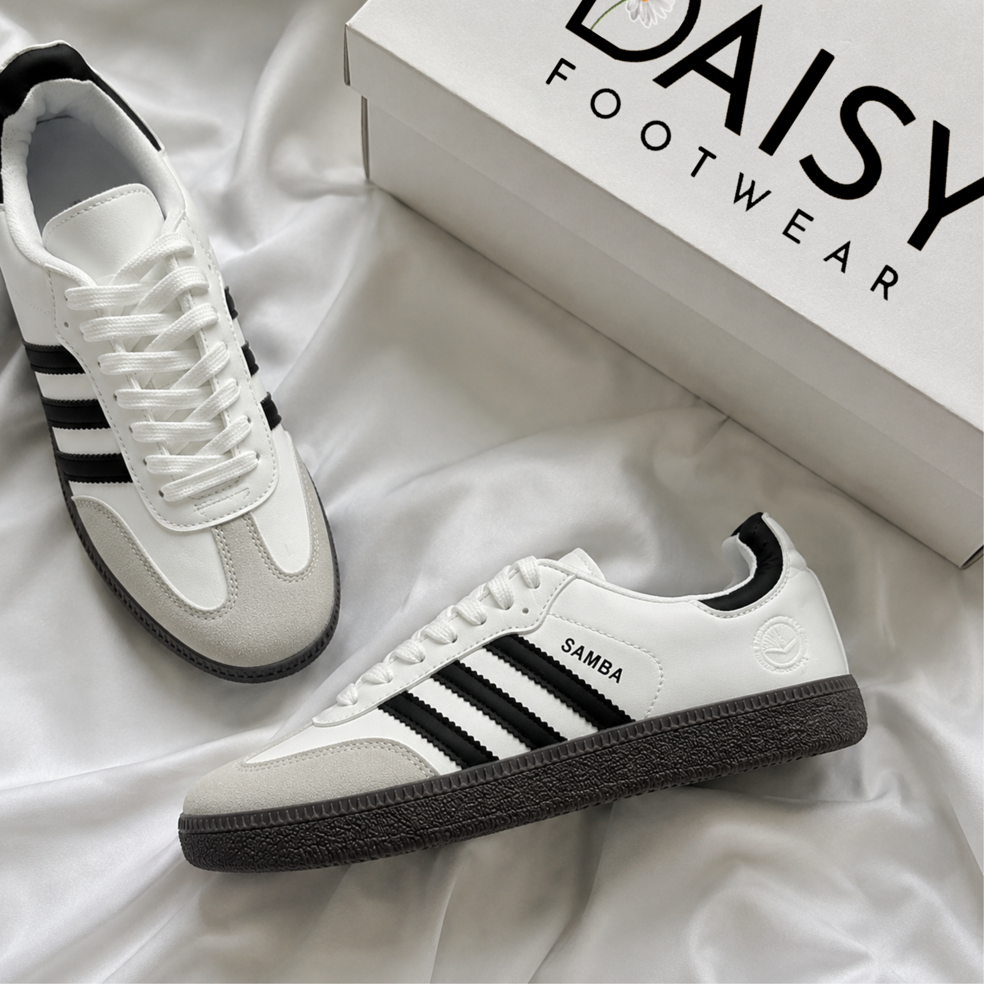 Retro Street White